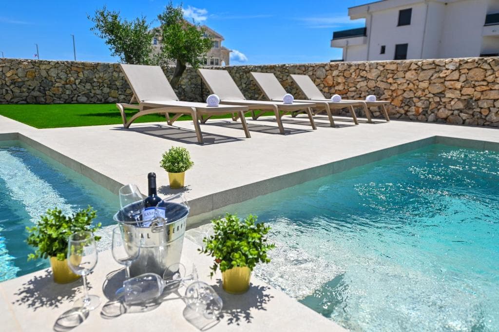Lux Pool Apartment 4 in Novalja Ansicht 3