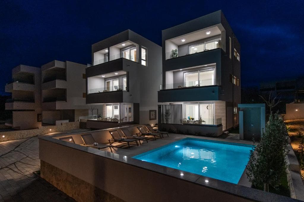Mare B 8 Apartment in Novalja