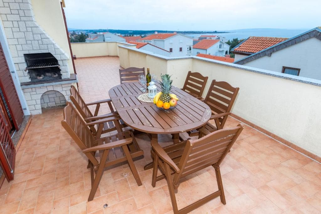 Maru 5 Apartment in Novalja Ansicht 3