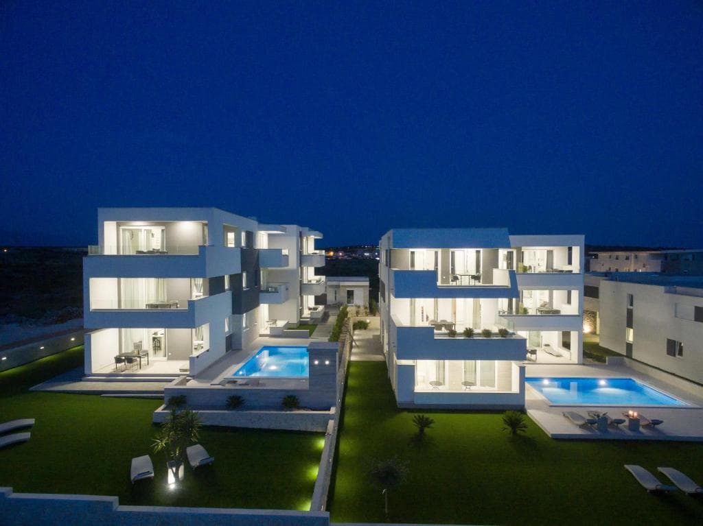 Pool Maris B Doppelzimmer in Novalja Ansicht 4