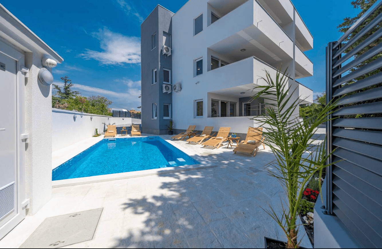 Villa Mel-Mari 6 Apartment mit Pool in Novalja Ansicht 2