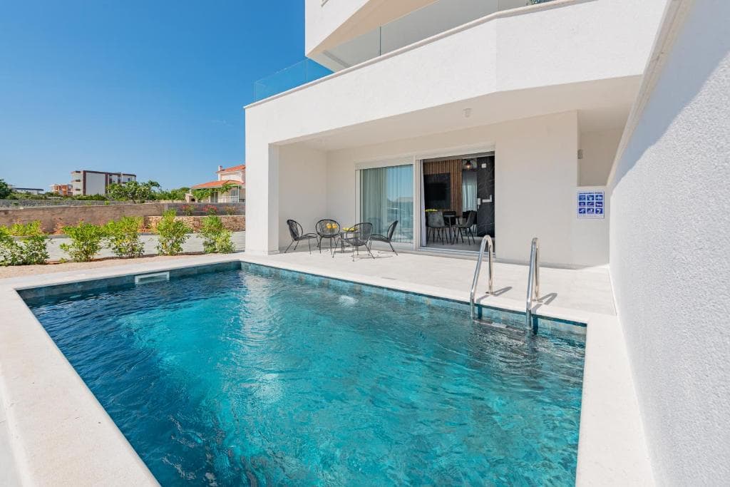 Villa Twins für 14 Personen Ansicht 3