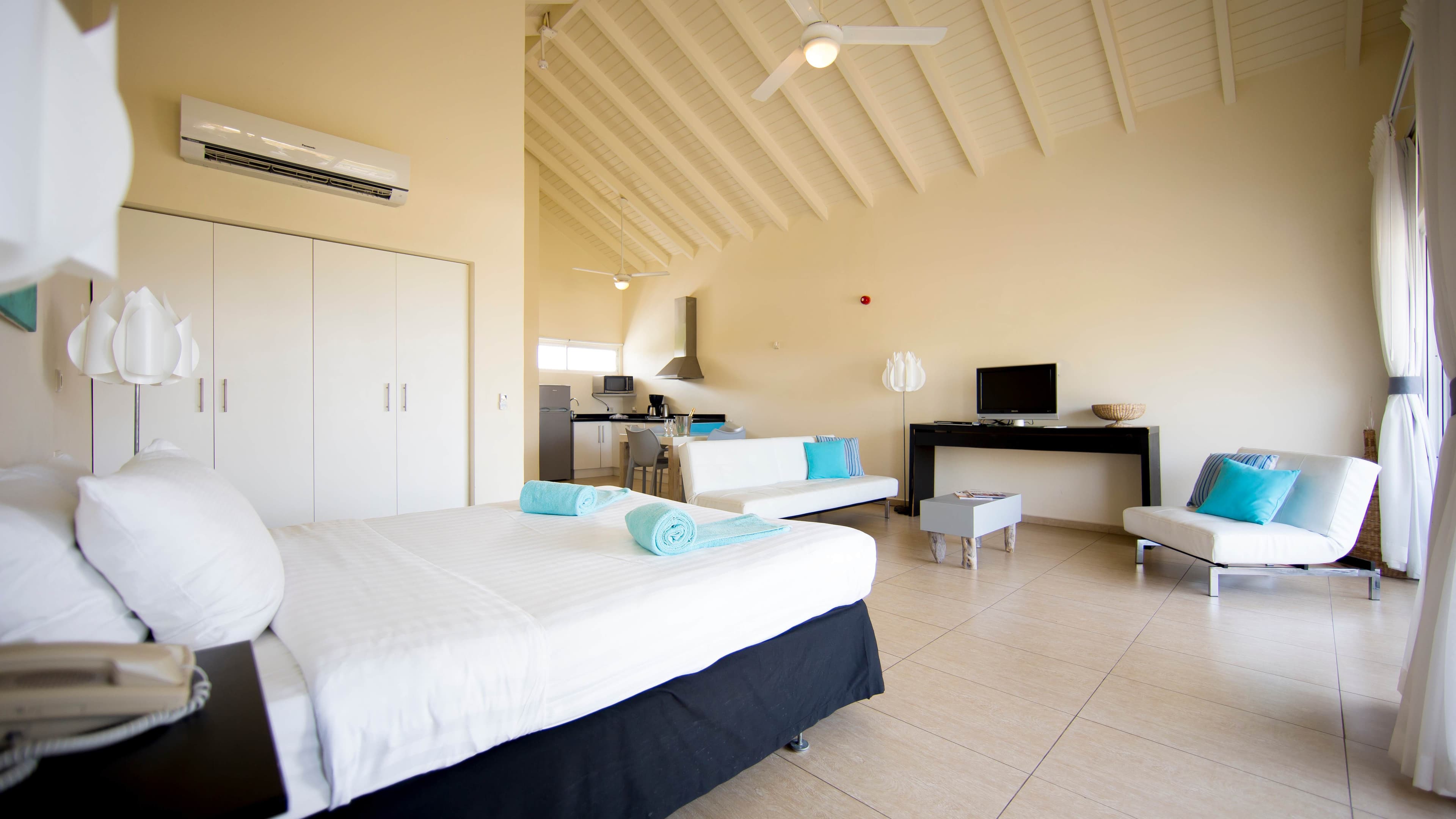 Dolphin Suites Hotel Ansicht 4