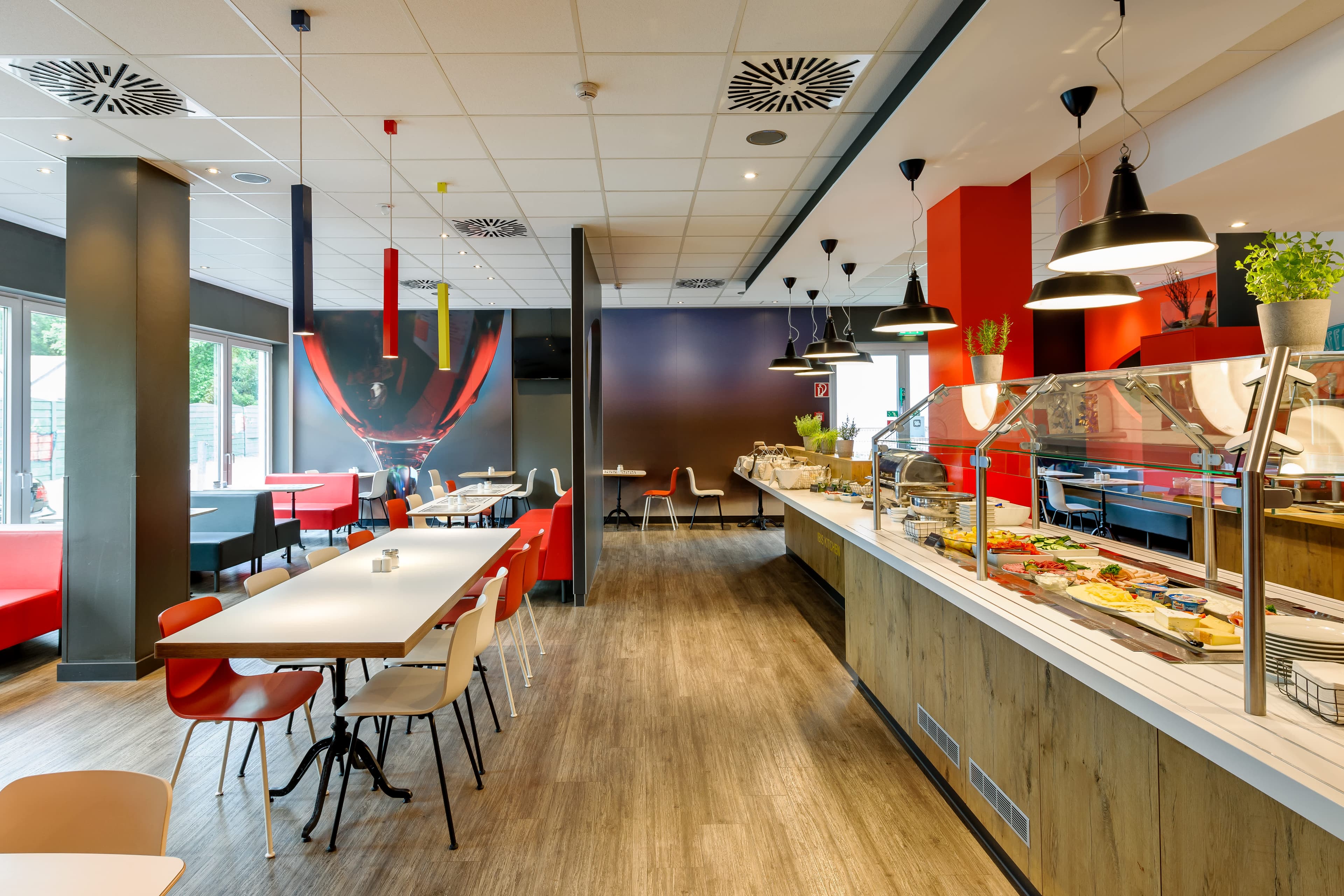 Hotel Ibis Frankfurt Airport Ansicht 9