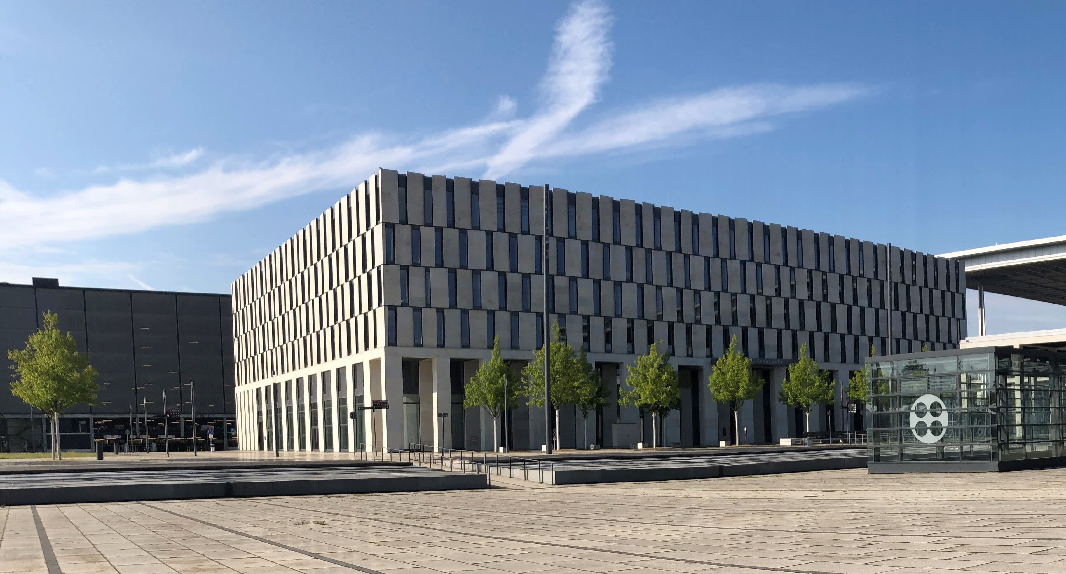 Steigenberger Airport Hotel Berlin Ansicht 2