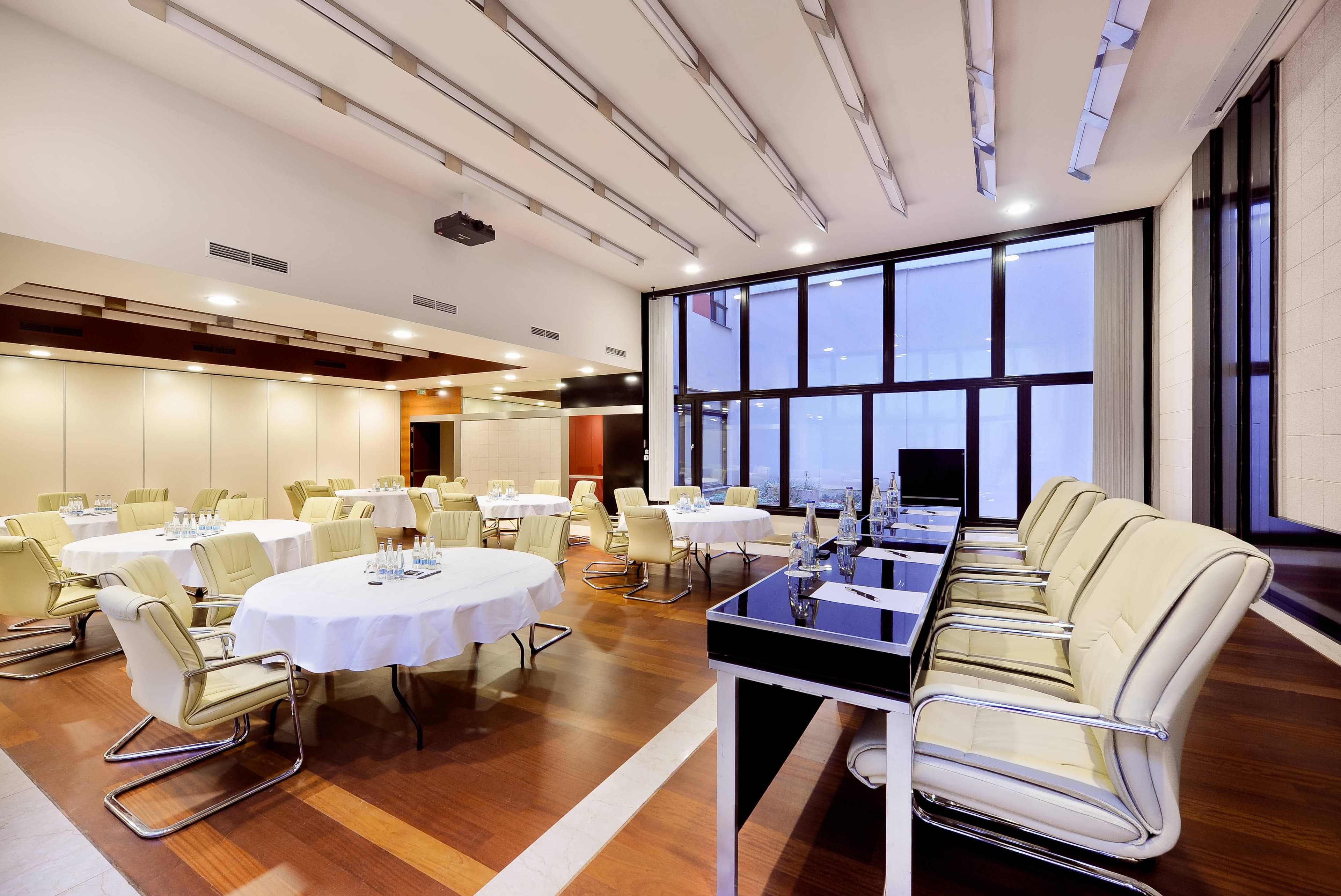 Hotel Grand Majestic Plaza Ansicht 9