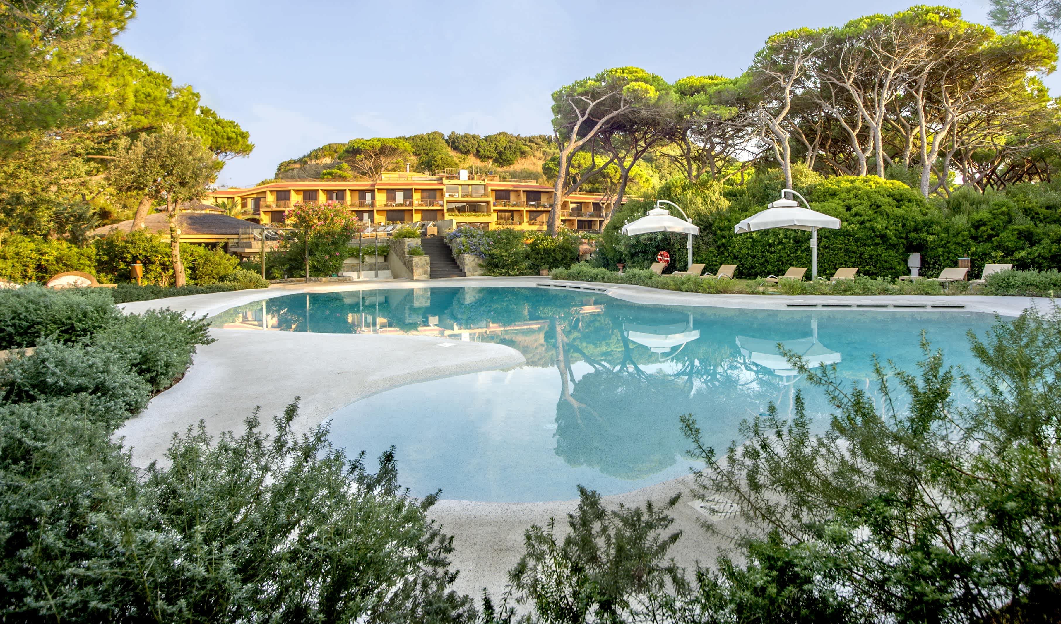Roccamare Resort