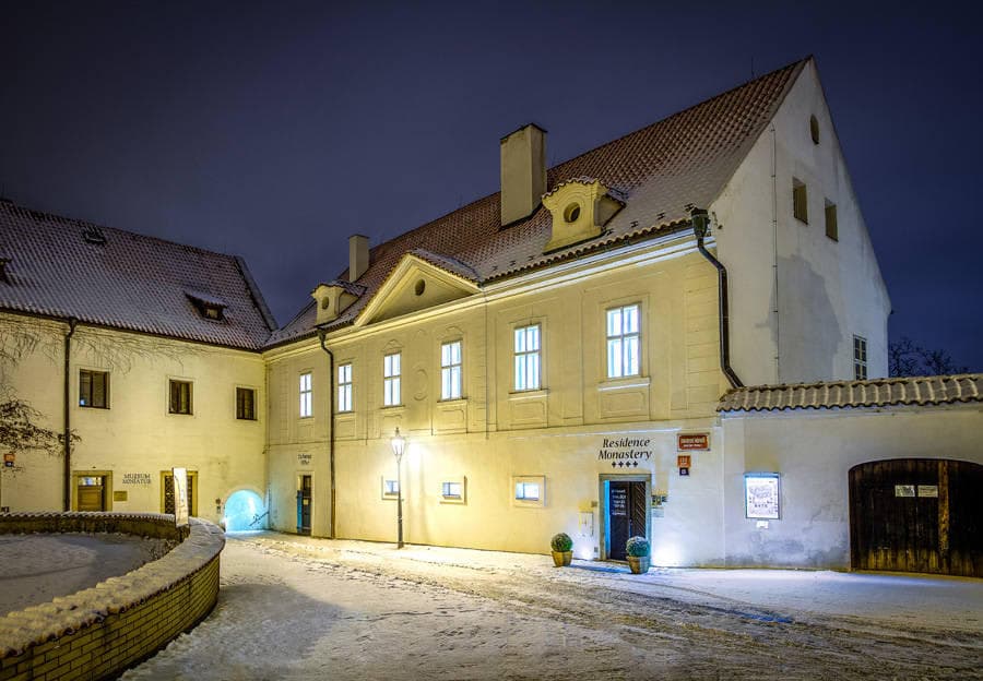 Hotel Monastery Ansicht 2
