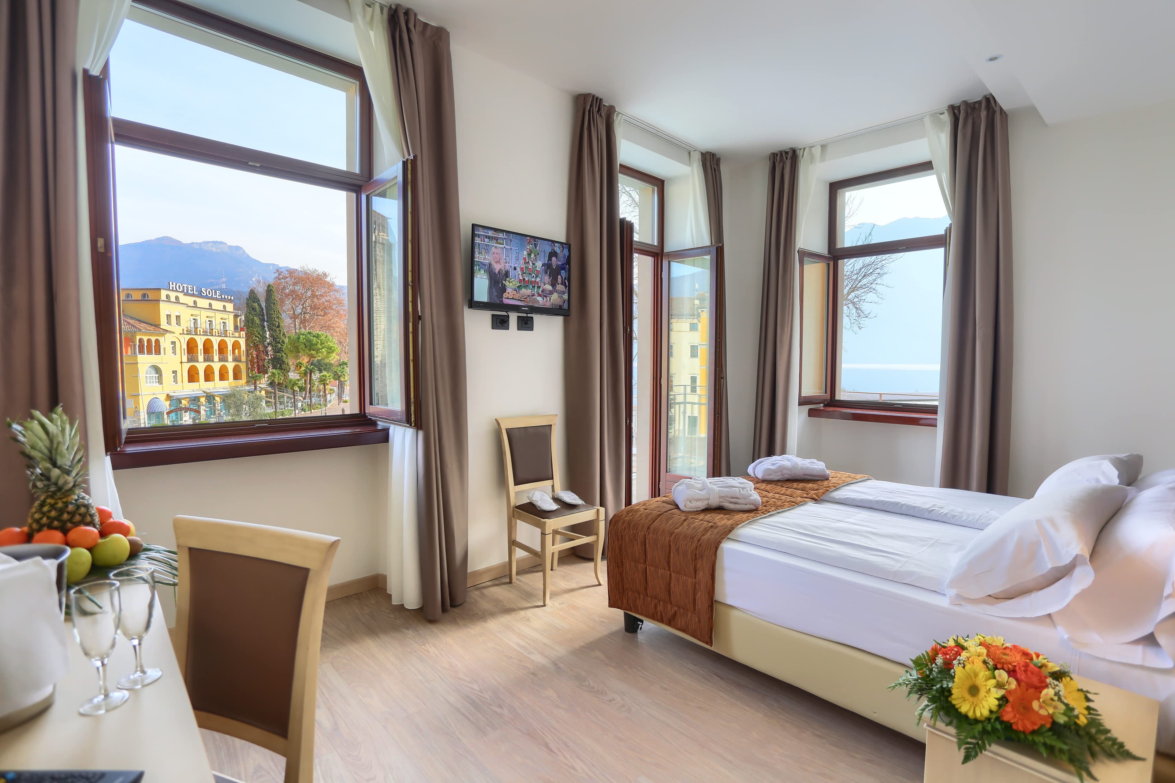 Hotel Europa - Skypool & Panorama Ansicht 5
