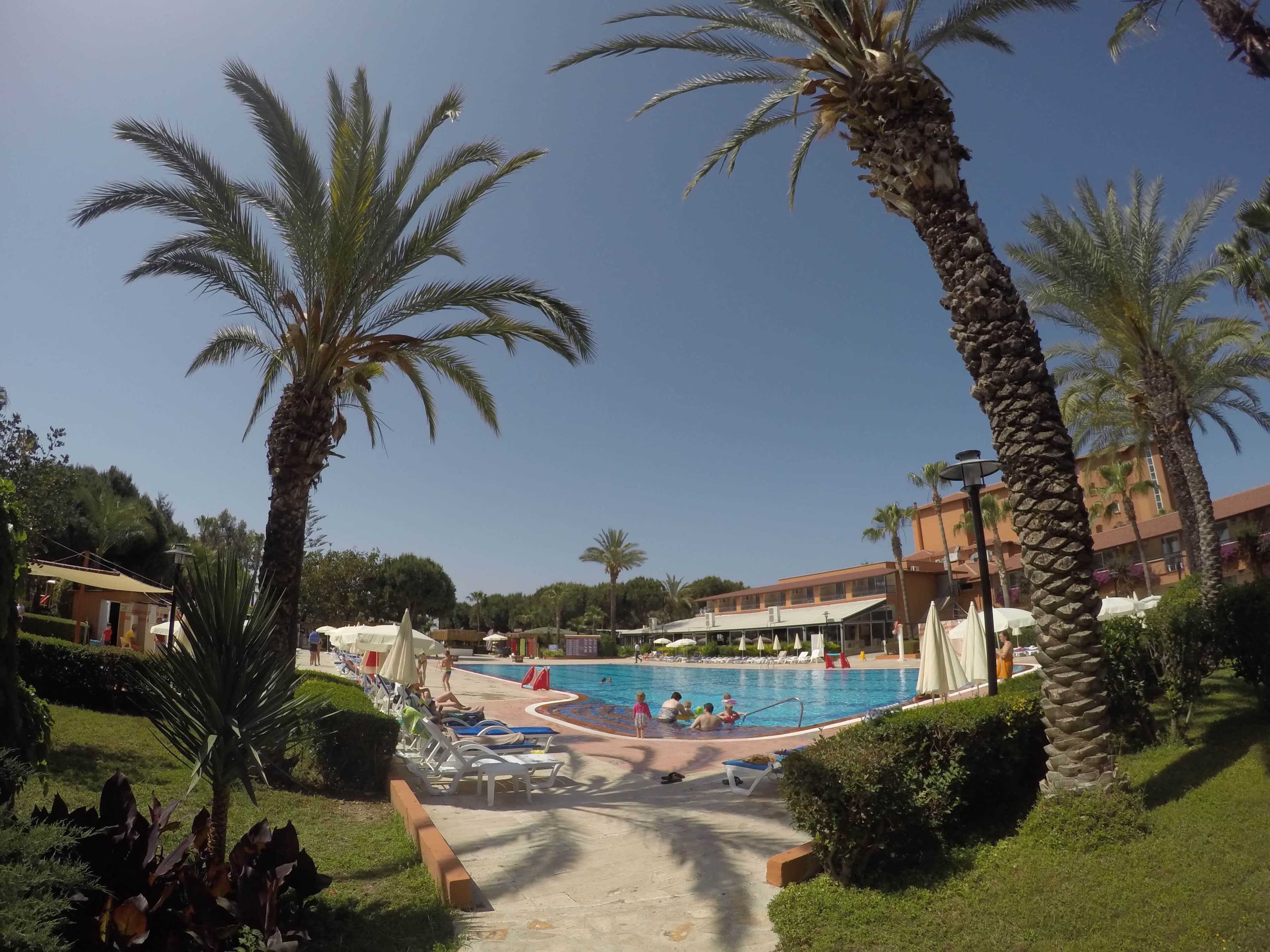 Club Turtas Beach Hotel Ansicht 7