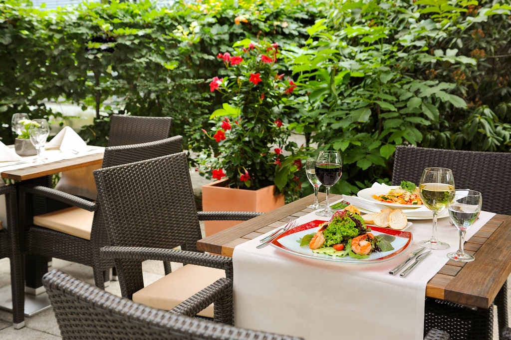 Hotel Novotel Düsseldorf City West Ansicht 5