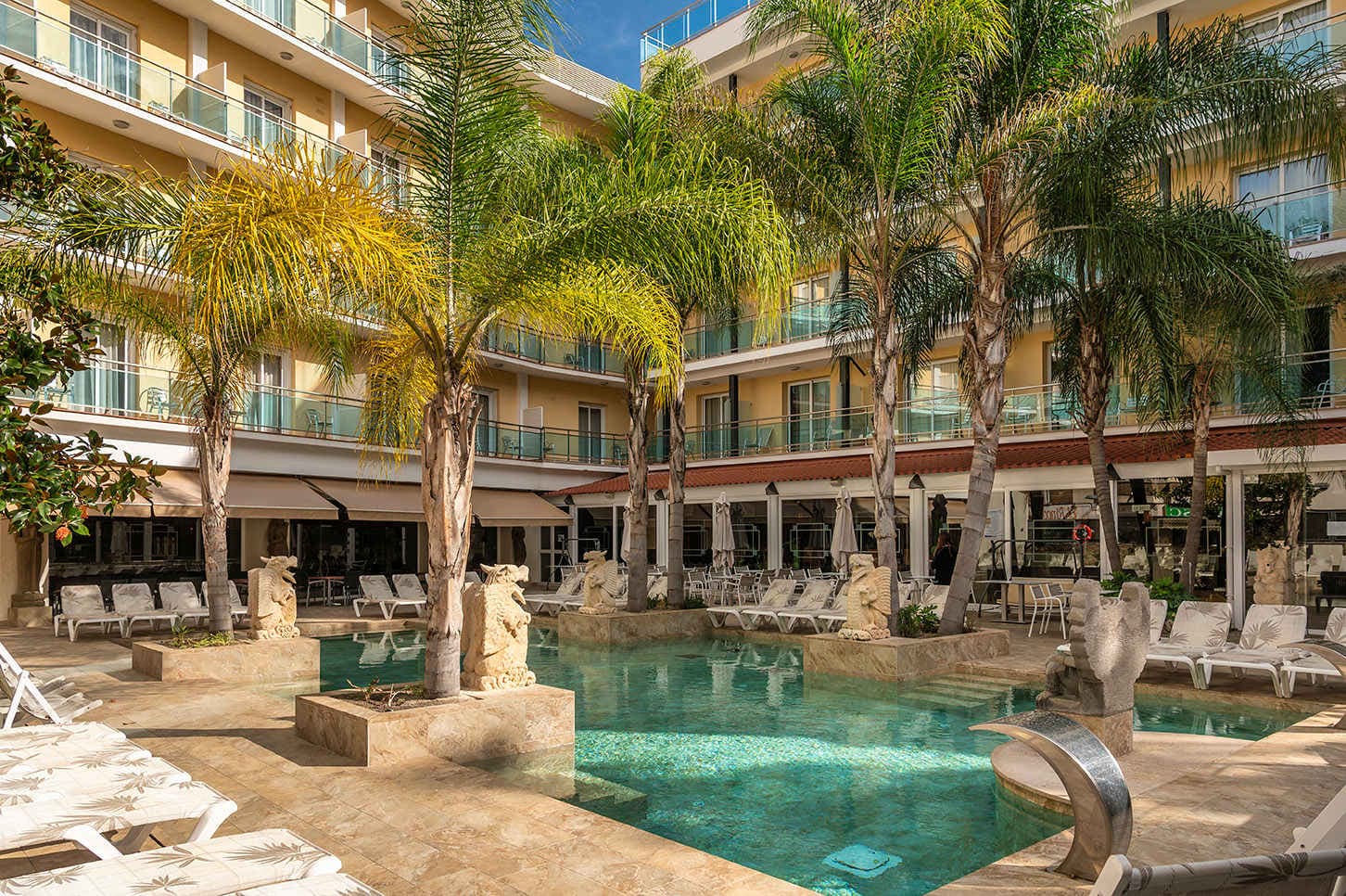 Hotel La Palmera Ansicht 6