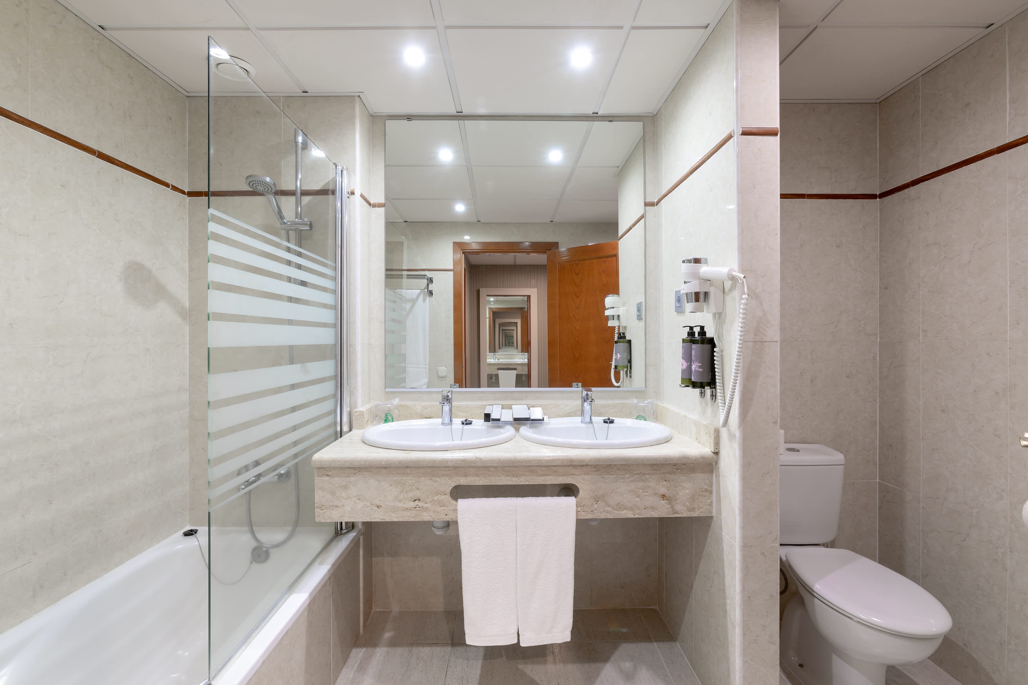 Hotel Best Semiramis Ansicht 4