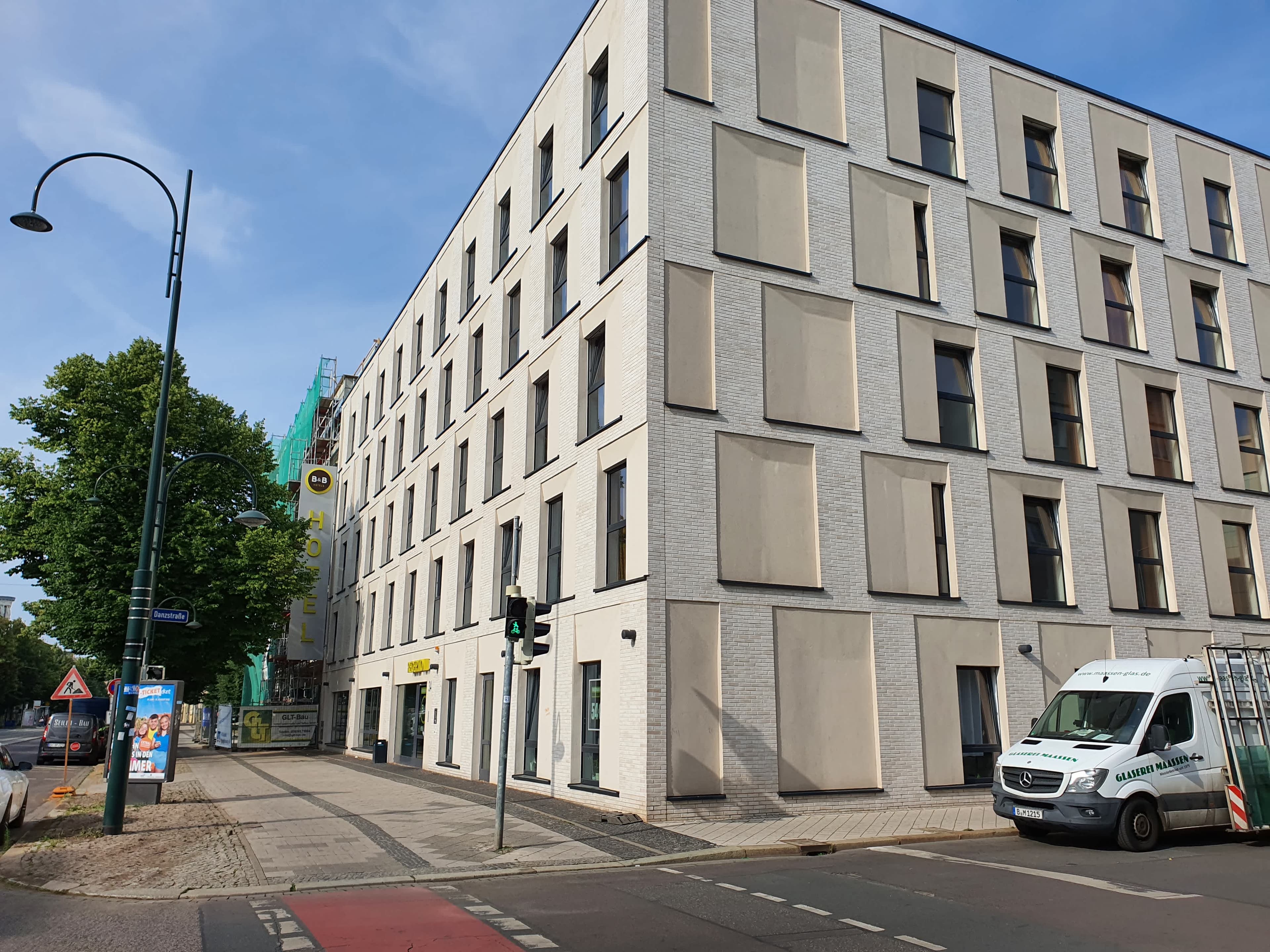 B&B HOTEL Magdeburg-City Ansicht 2