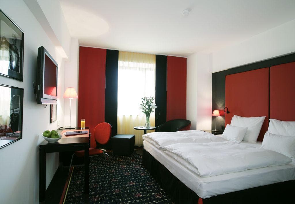 Vienna House Easy Airport Bucharest Ansicht 5