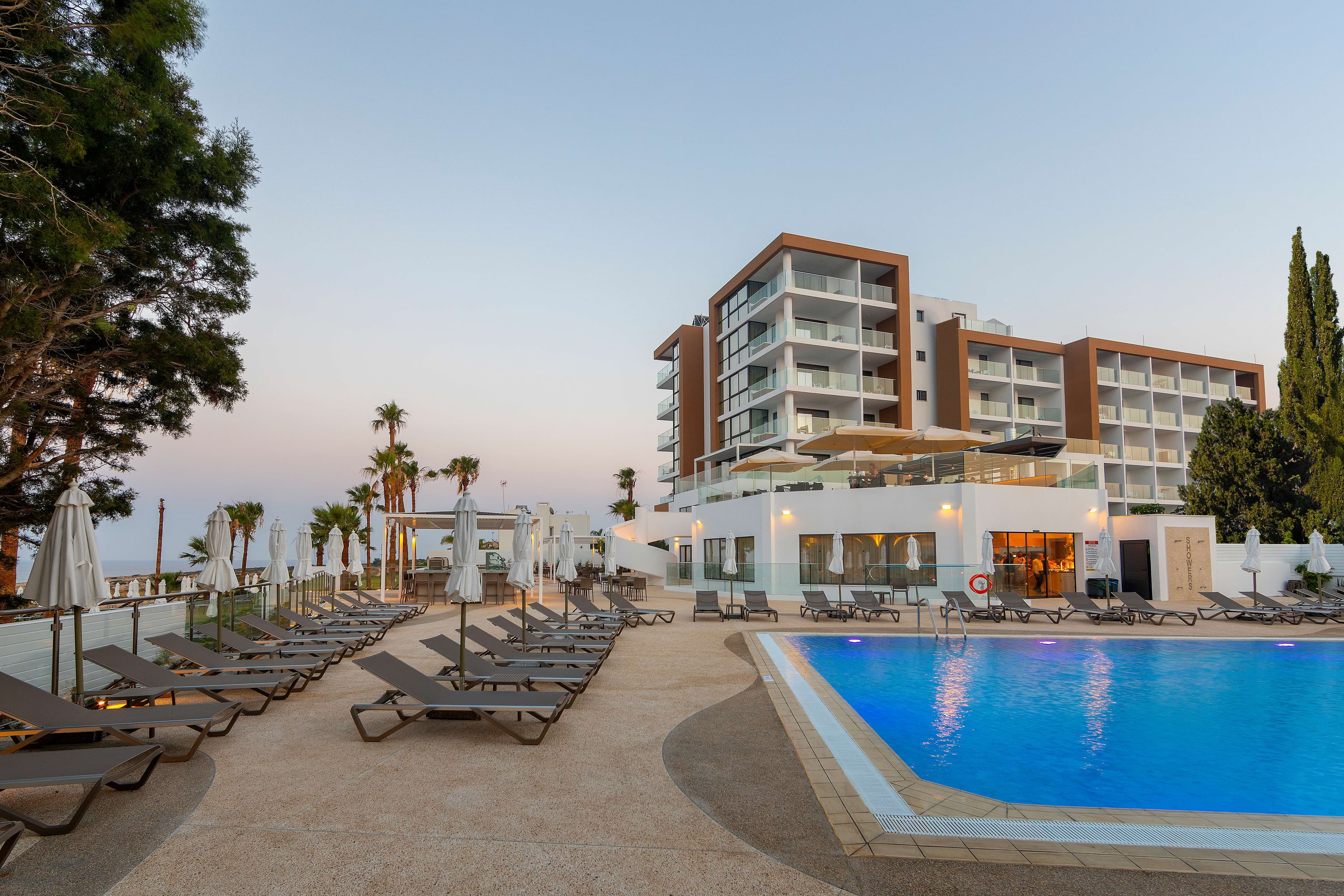 Leonardo Crystal Cove Hotel & Spa – Adults only Ansicht 2