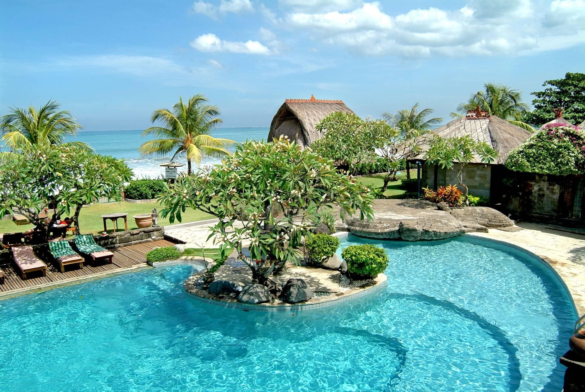 Hotel Grand Balisani Suites