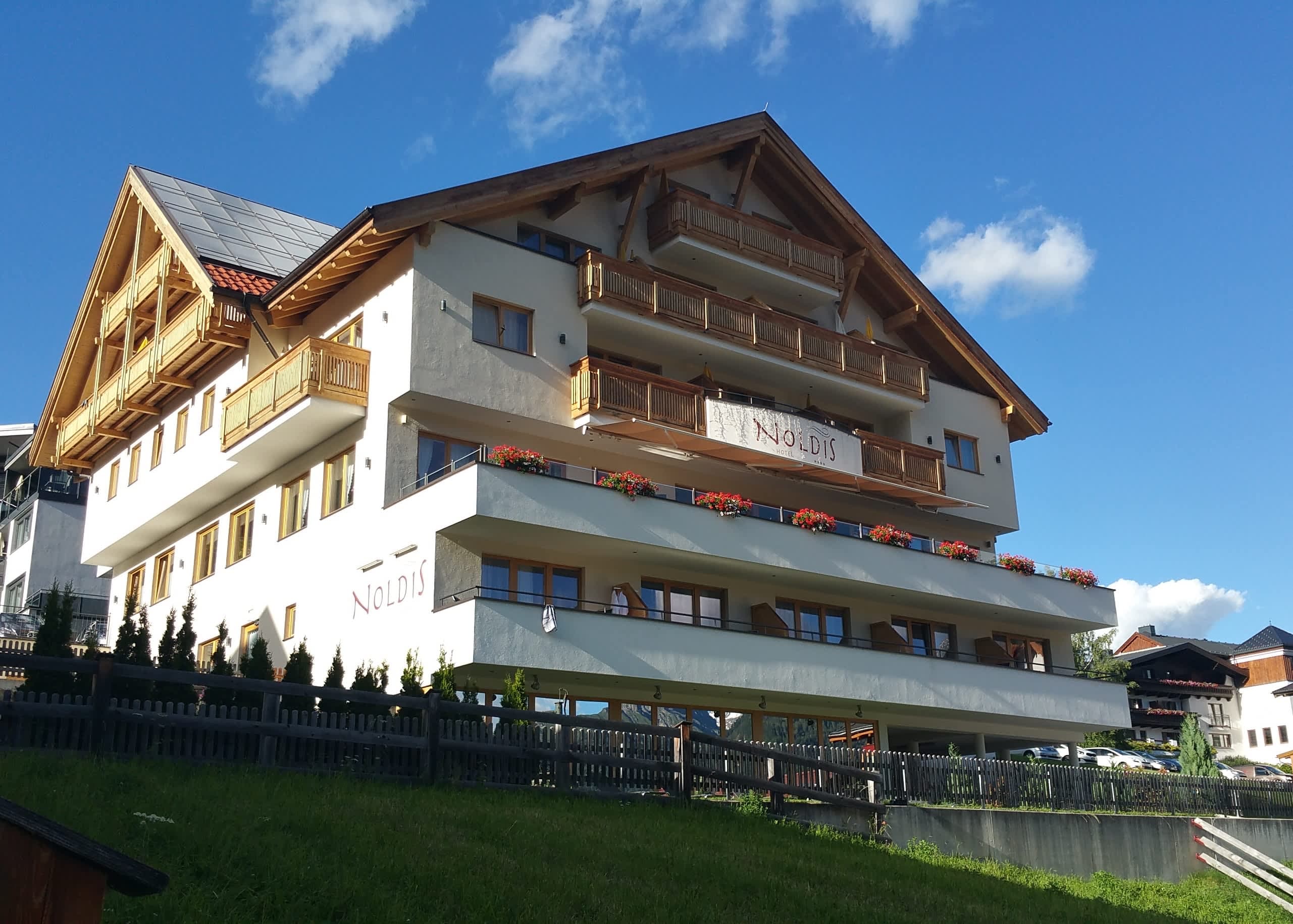 Noldis Hotel