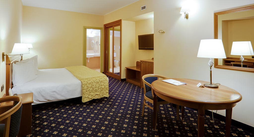 Hotel Ovest Ansicht 9