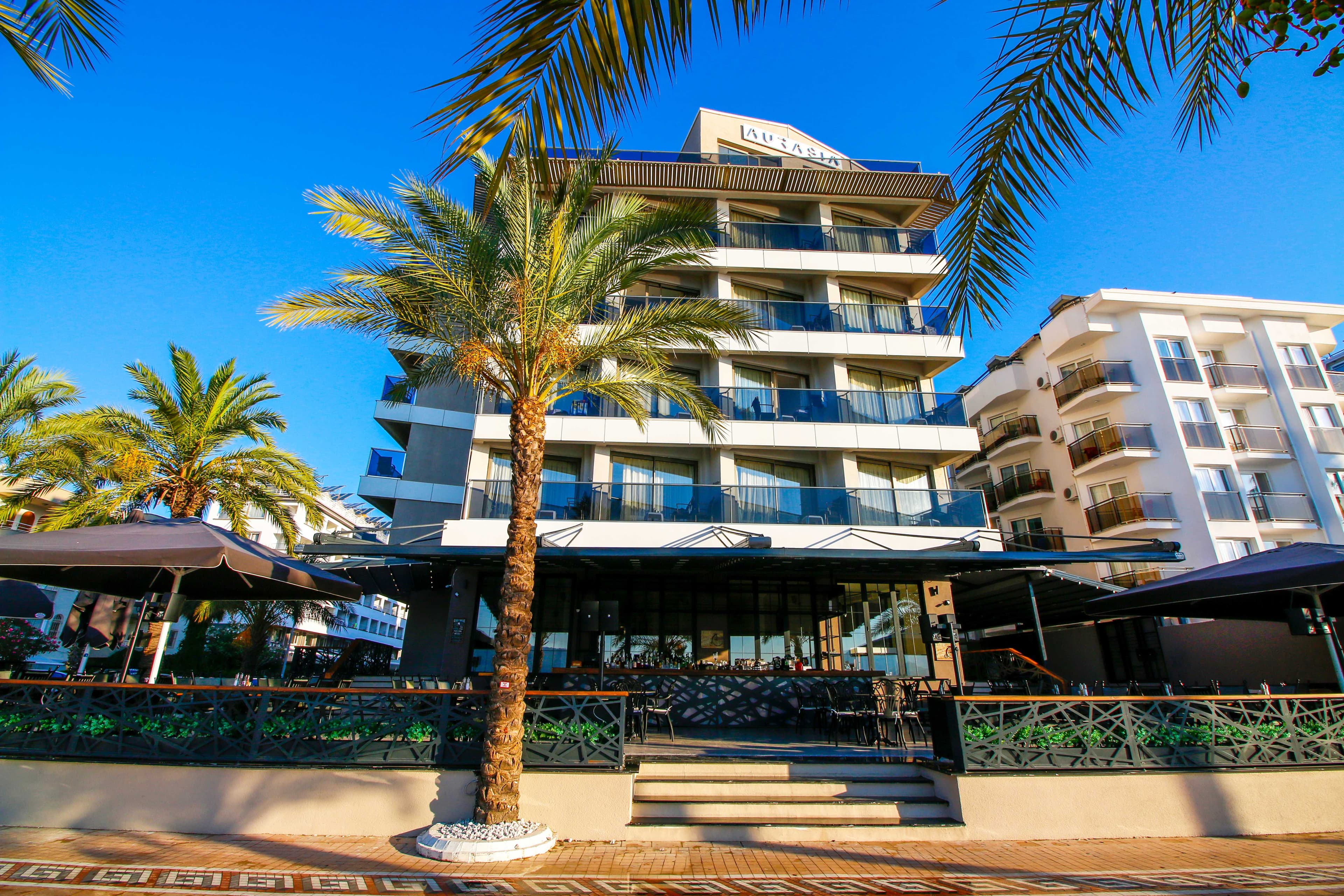 Aurasia Beach Hotel Ansicht 2