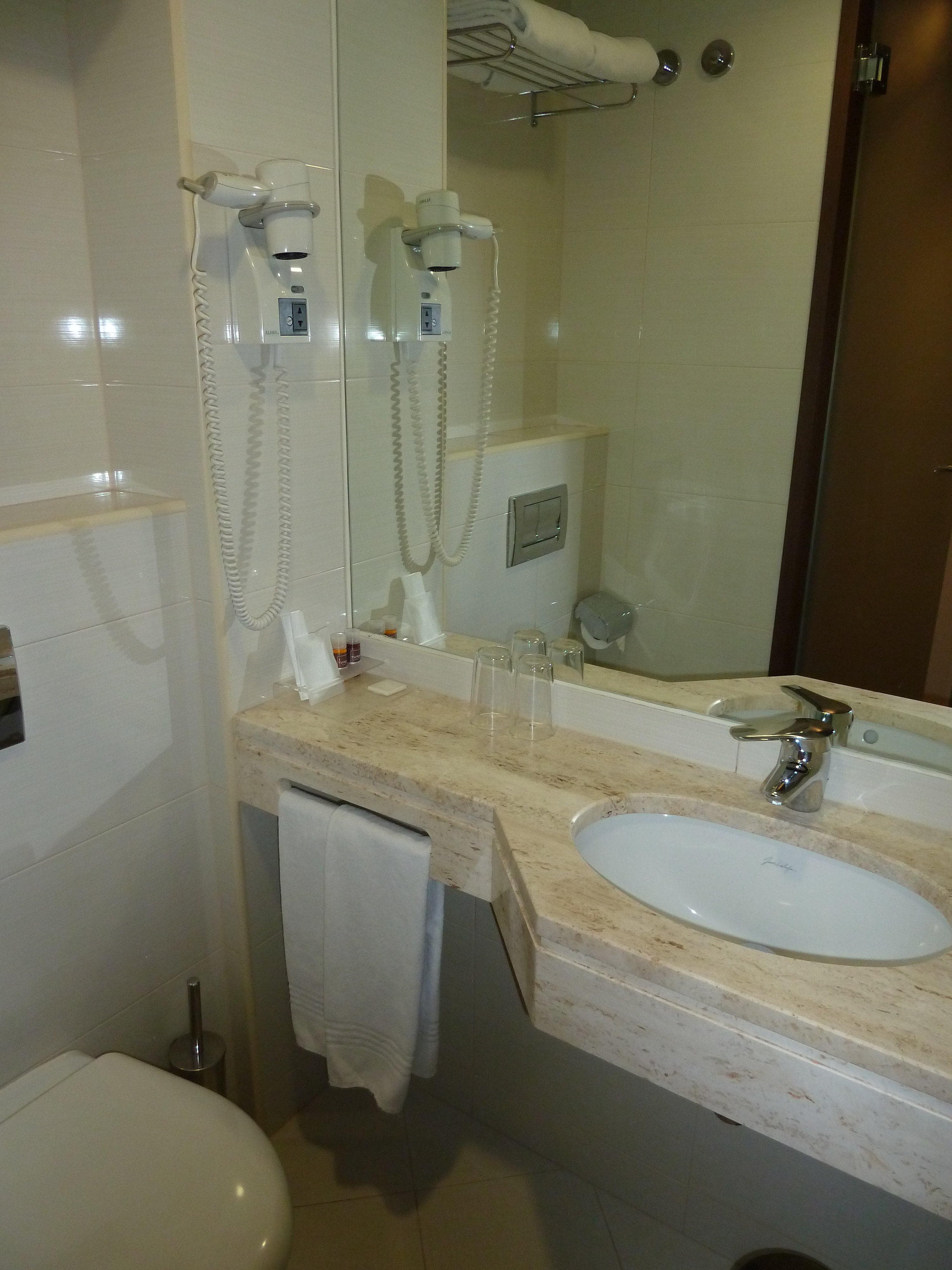 Hotel Luxe By Turim Hoteis Ansicht 6