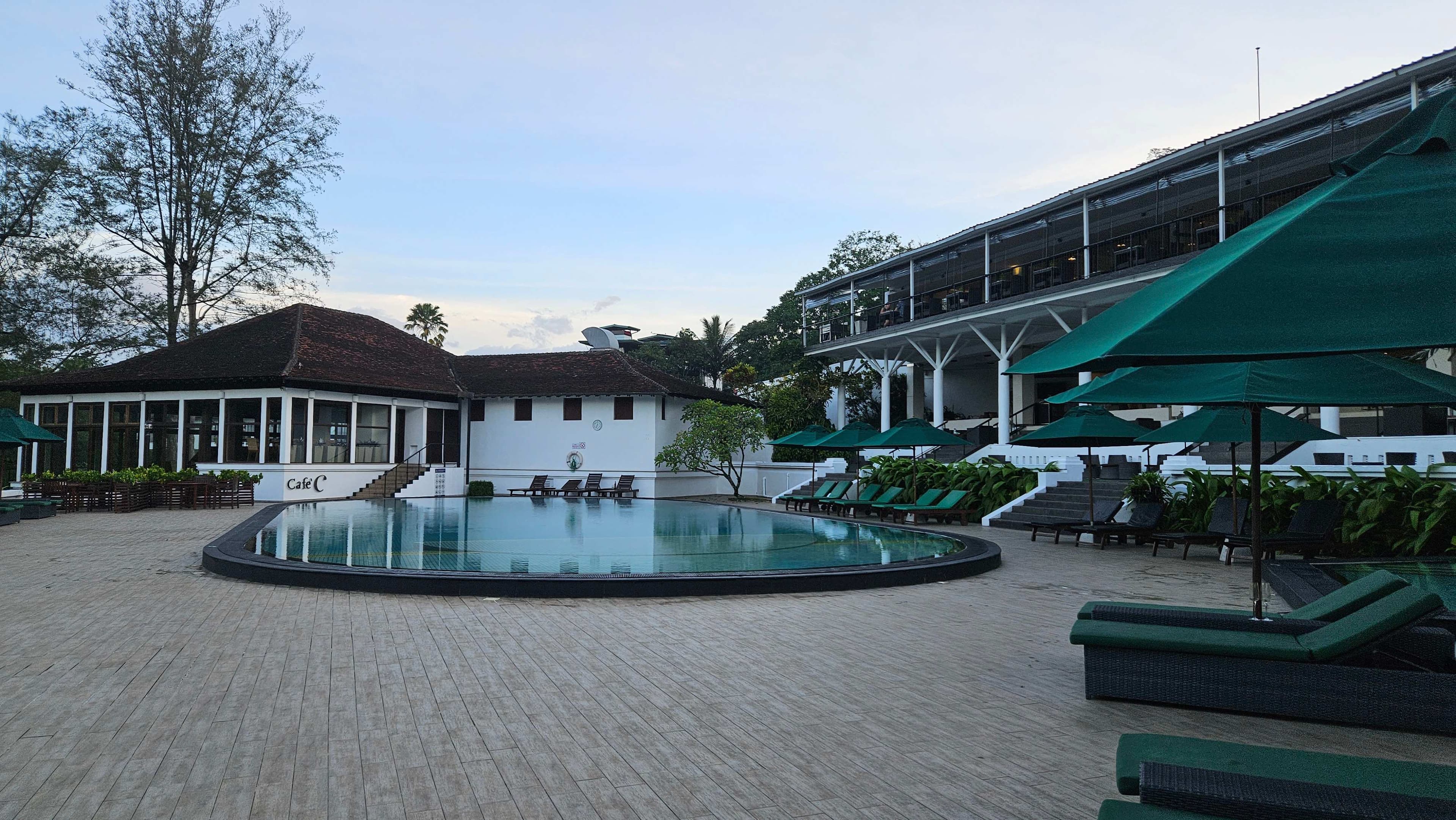 Hotel Cinnamon Citadel Kandy Ansicht 7