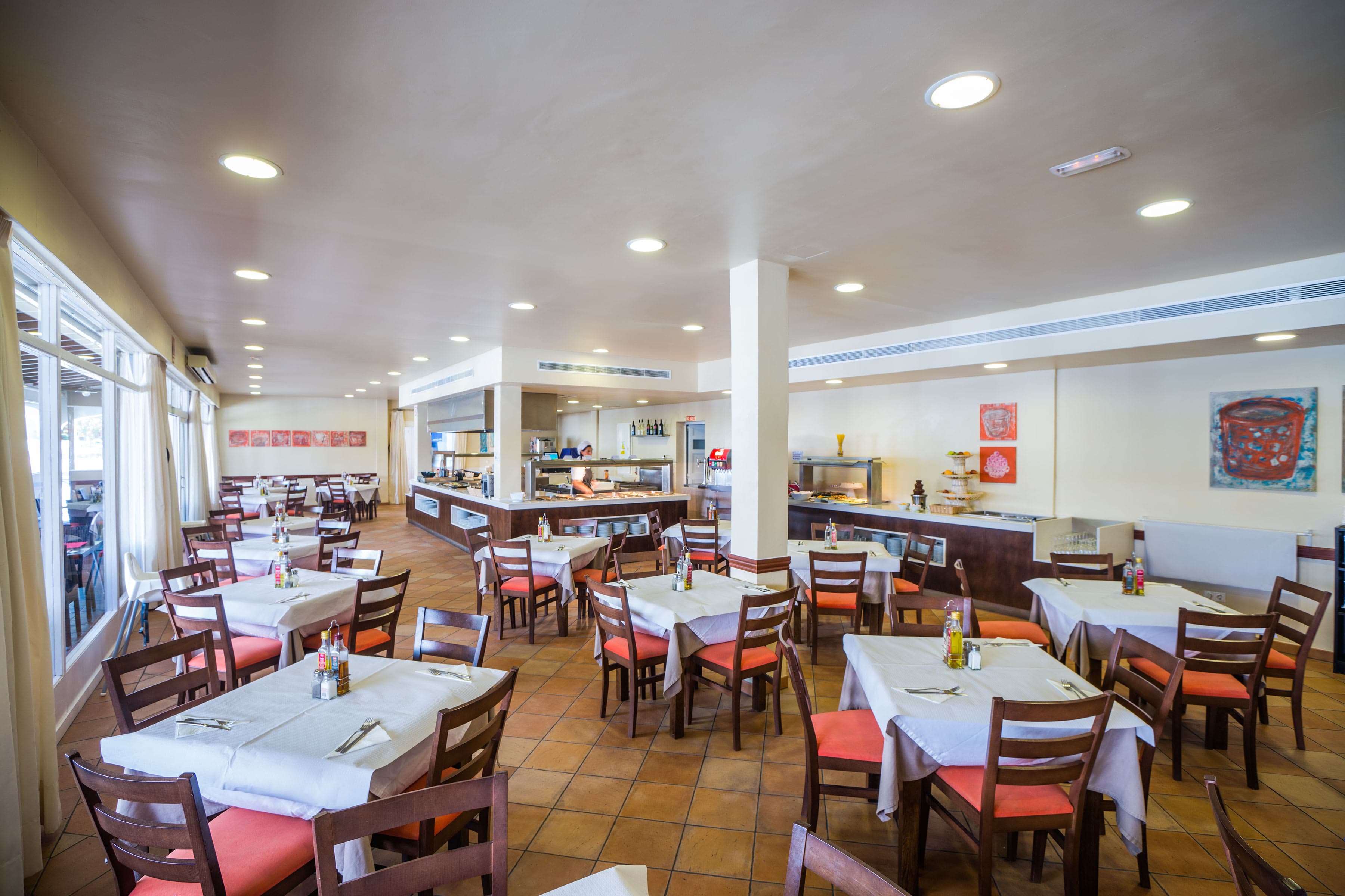 Hotel Holiday Center Ansicht 8