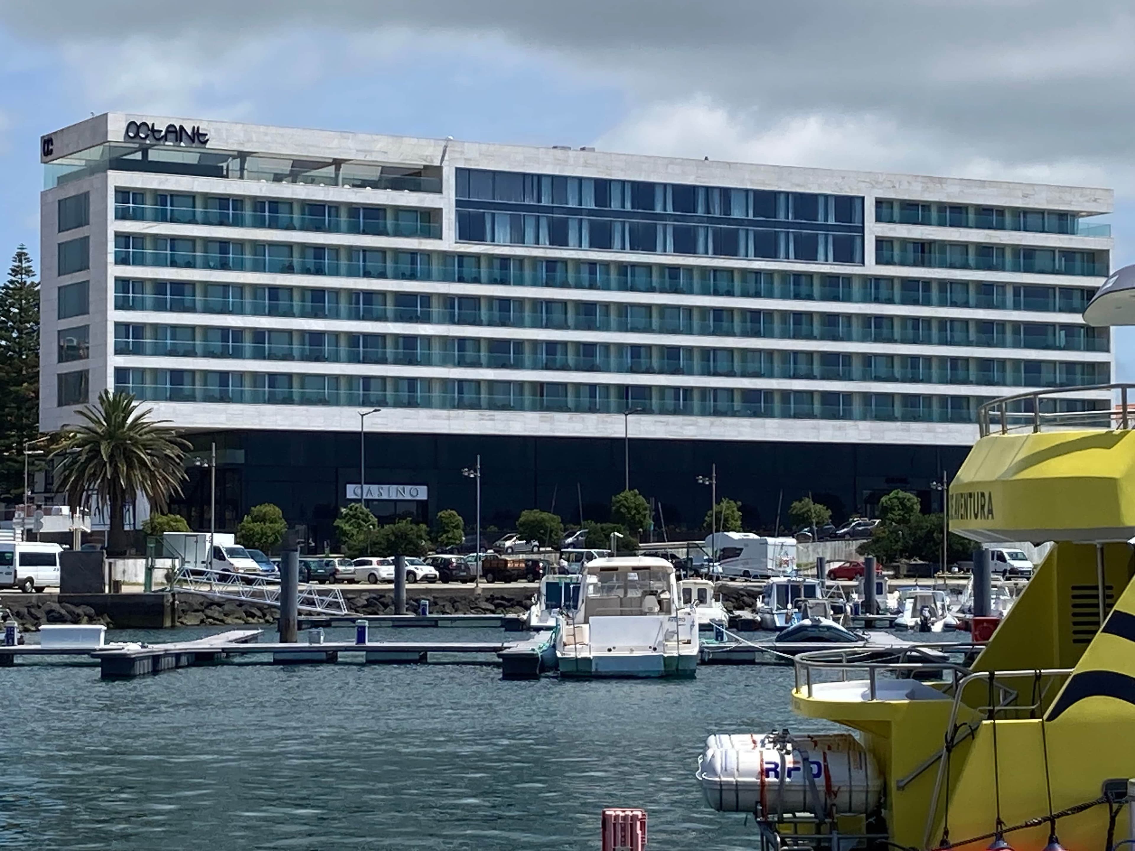 Octant Ponta Delgada Ansicht 2
