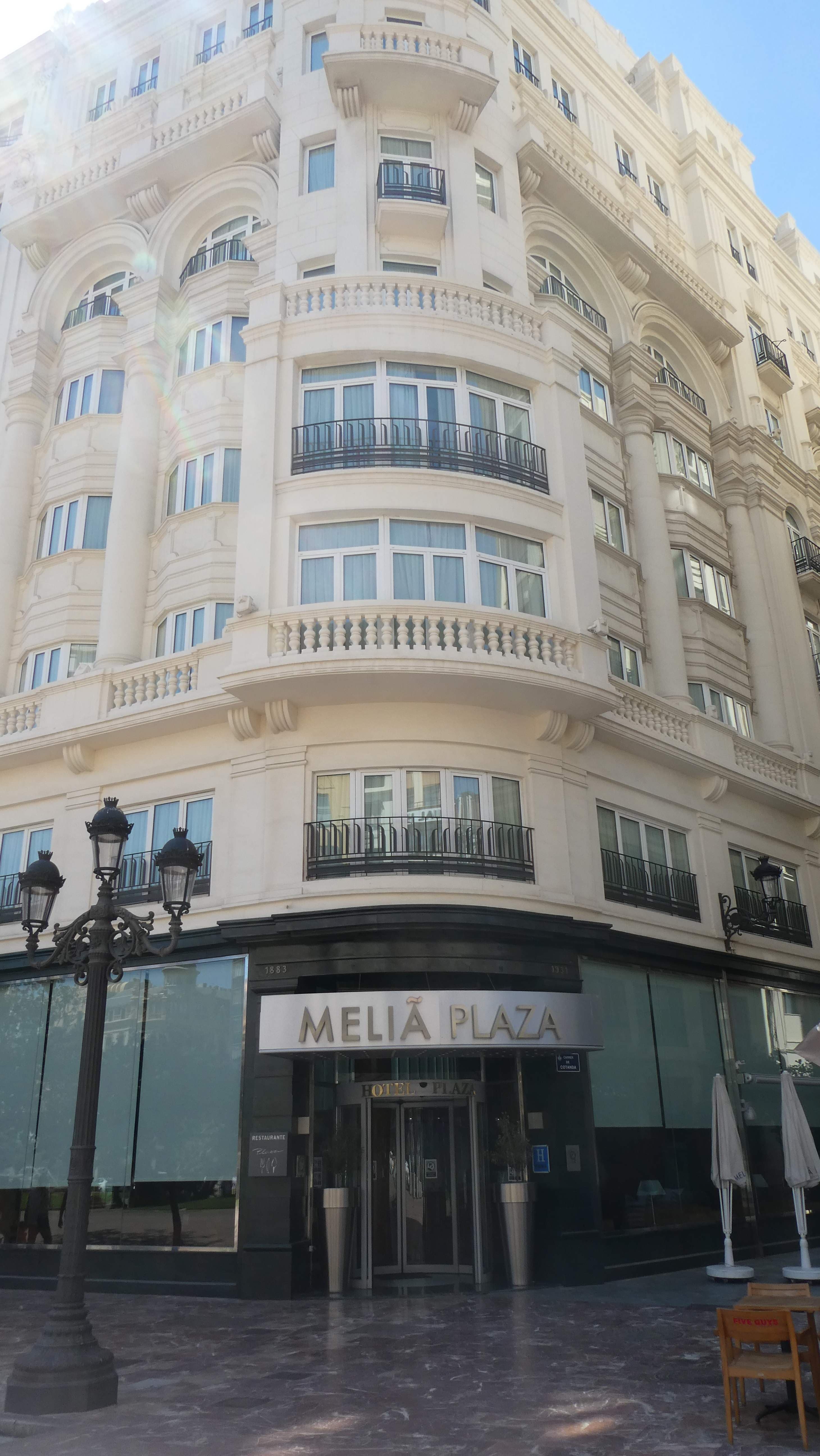 Meliá Plaza Ansicht 3