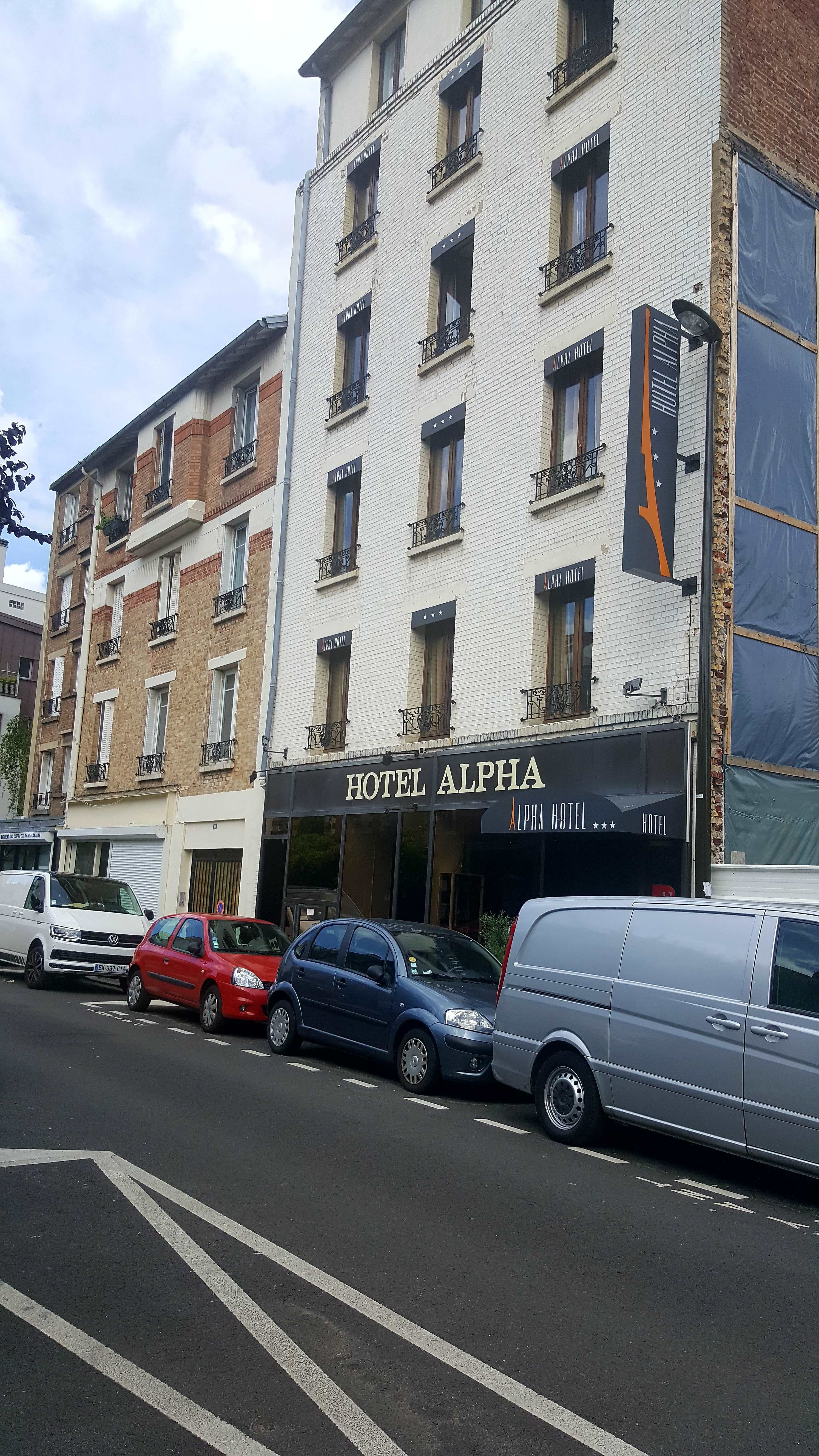 Hotel Alpha Paris Eiffel by Patrick Hayat