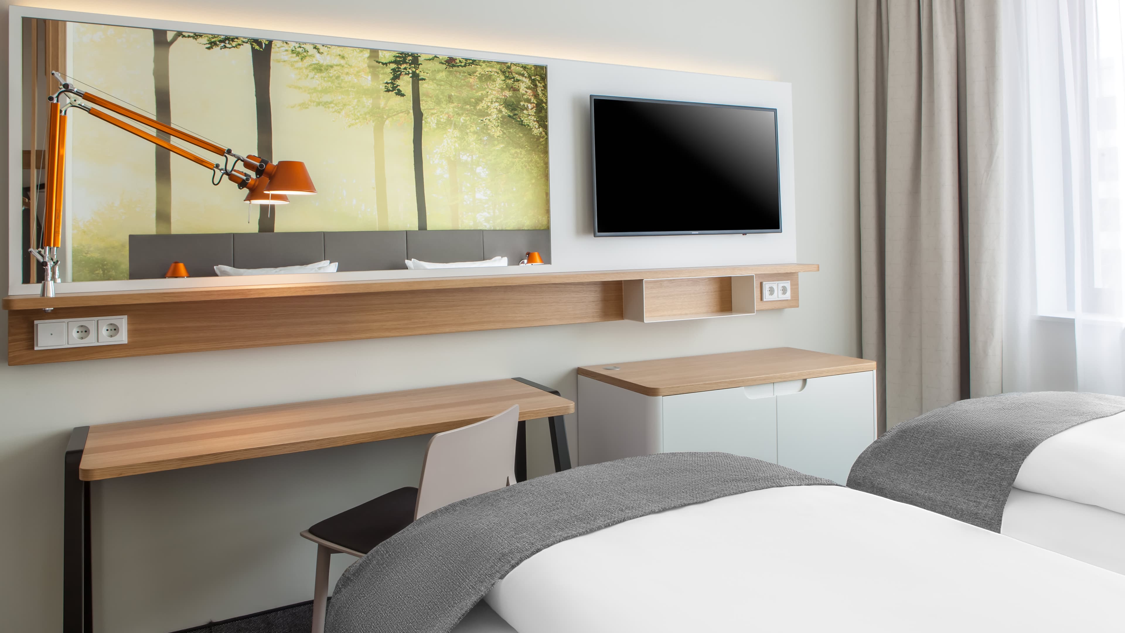 Holiday Inn München - Leuchtenbergring Ansicht 5