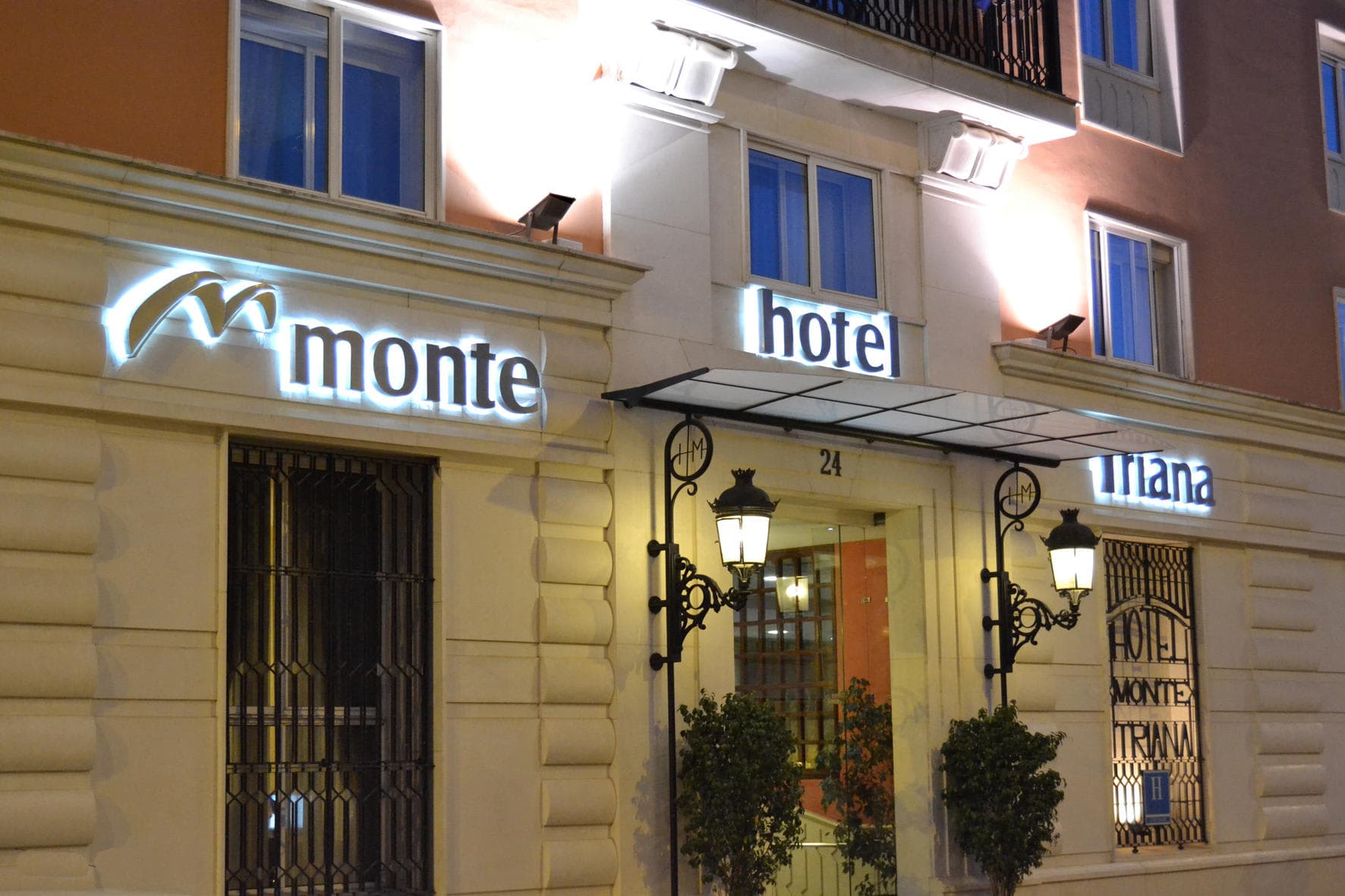 Hotel Monte Triana Ansicht 2