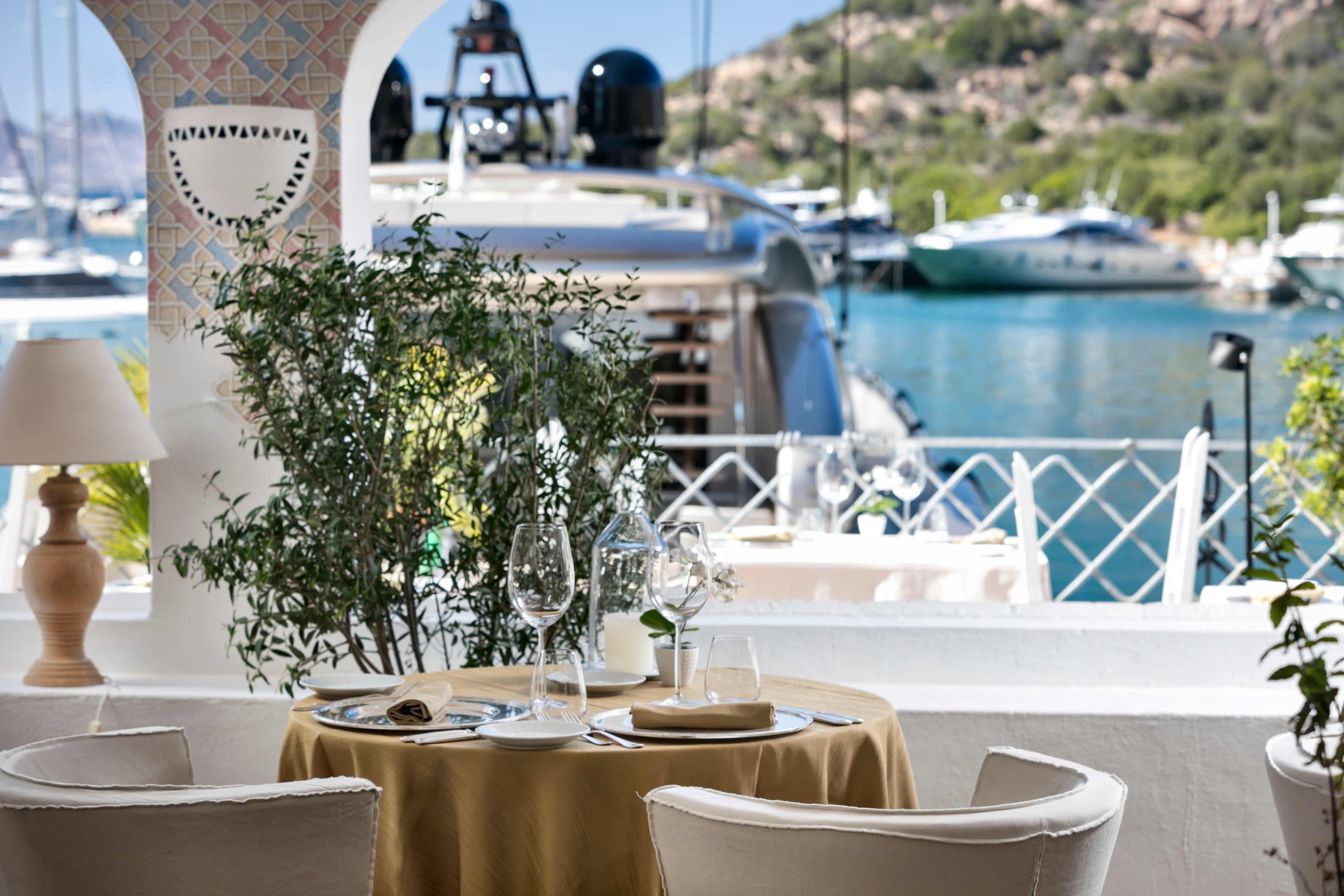 Grand Hotel Poltu Quatu Ansicht 9