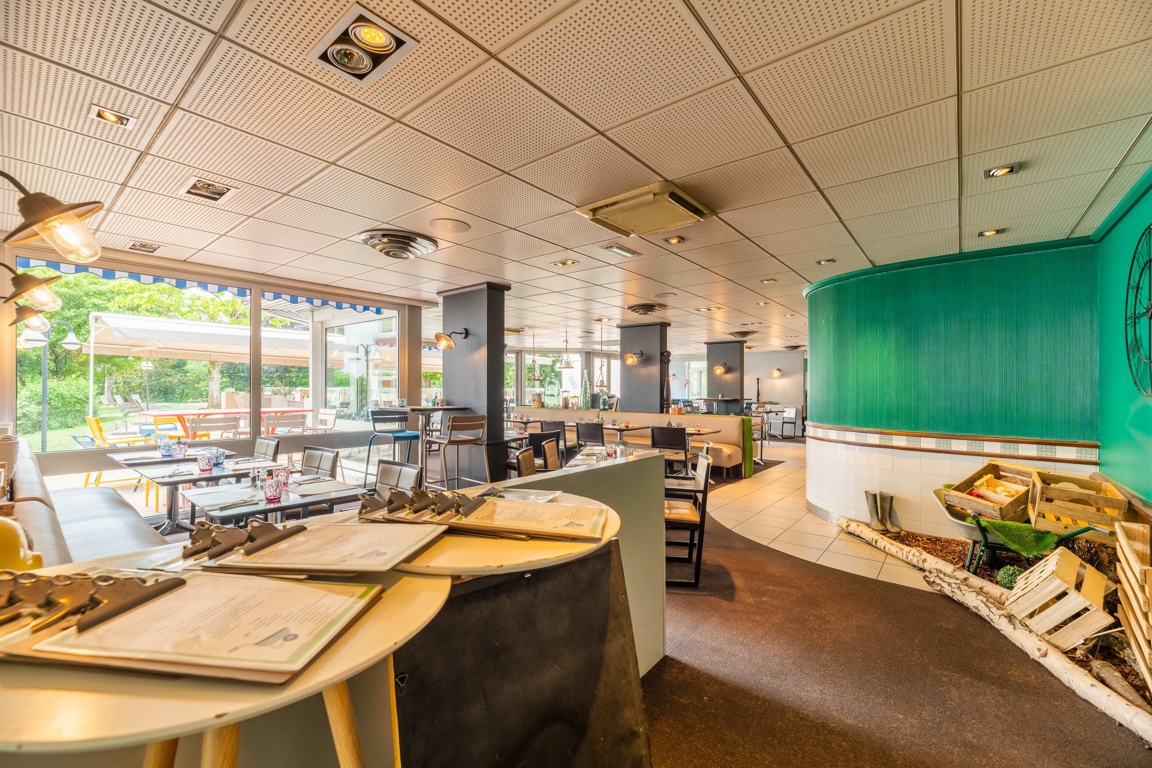 B&B Hôtel Lyon Nord Ansicht 8