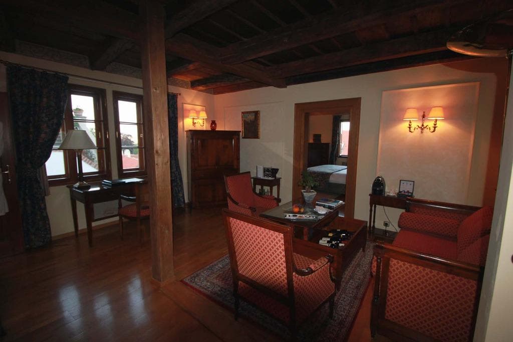 Hotel Golden Well Ansicht 4
