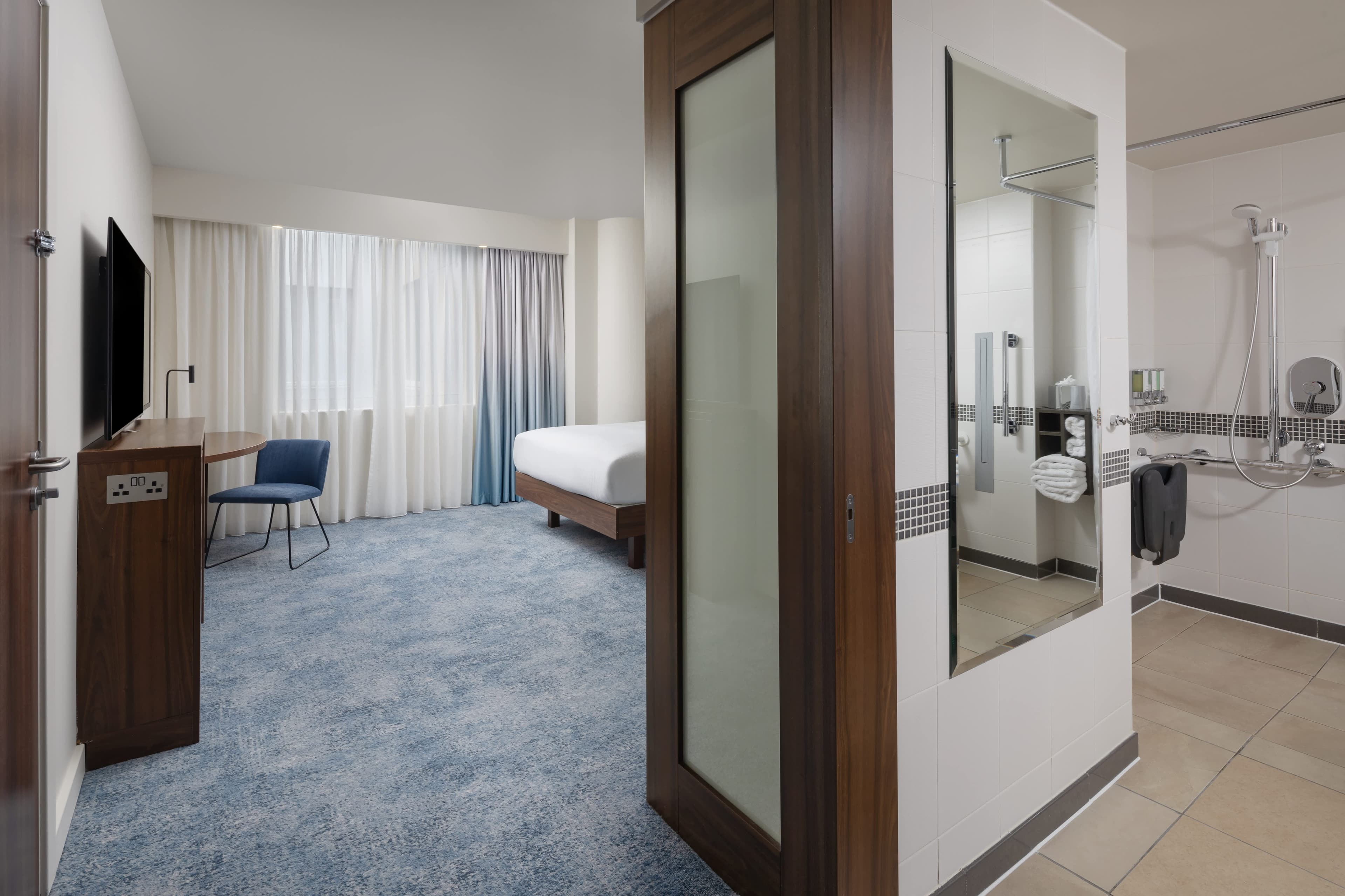 Hampton by Hilton London Gatwick Airport Ansicht 4