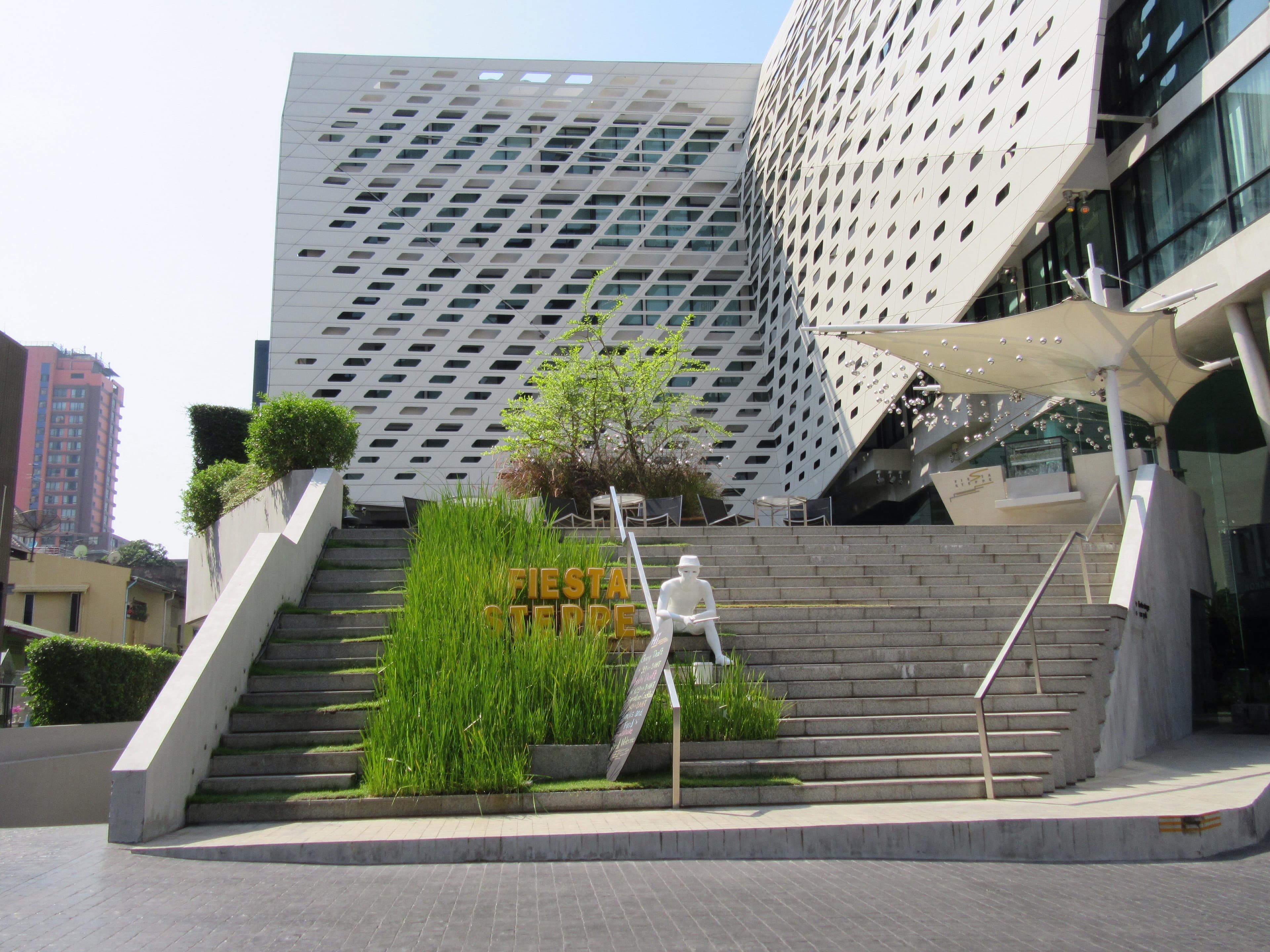 LiT BANGKOK Hotel Ansicht 2