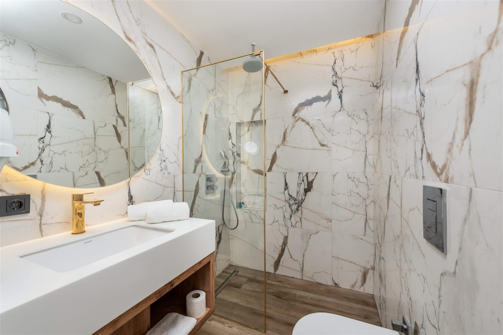 Elite Luxury Suite & Spa Ansicht 6