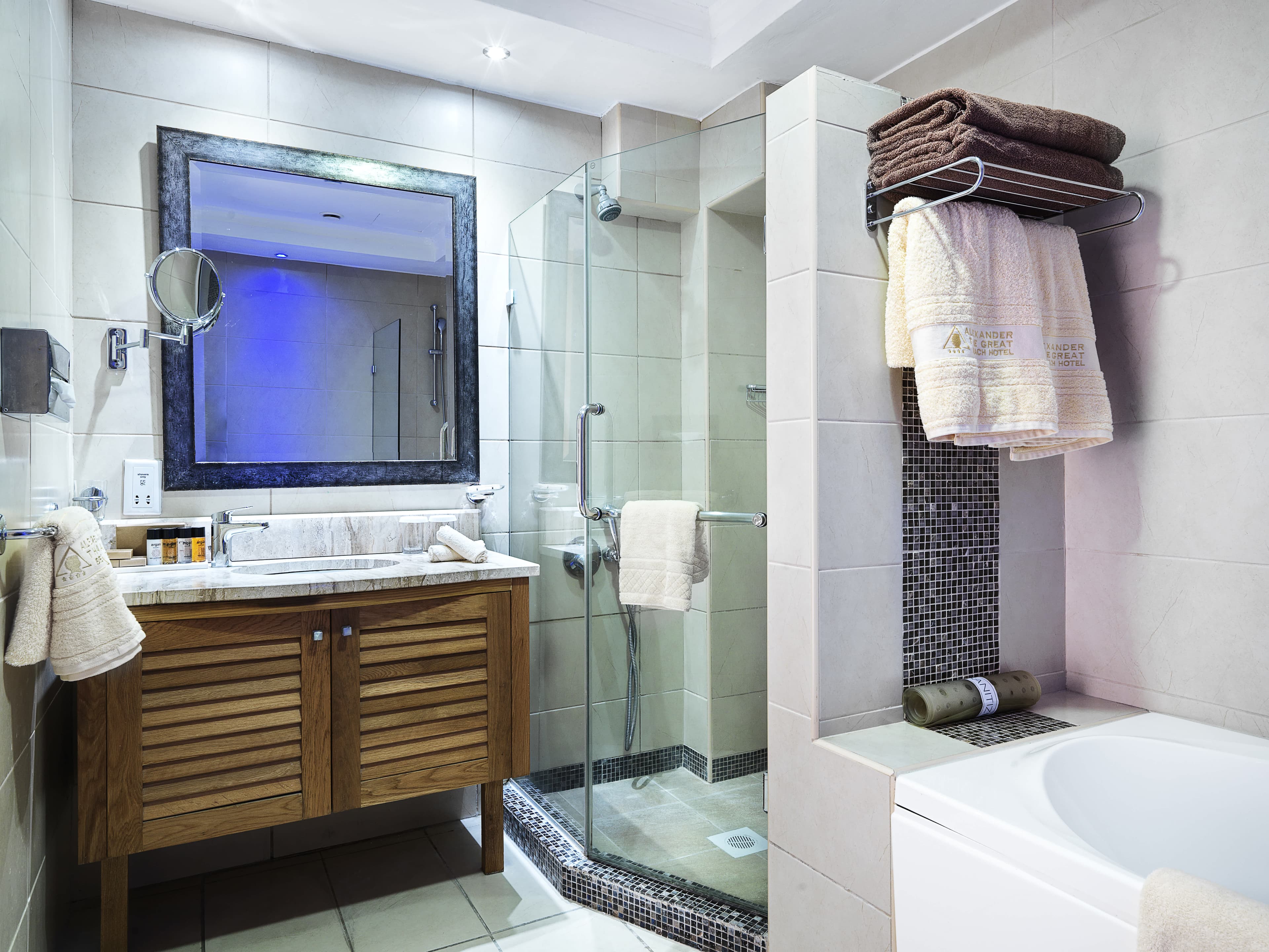 Alexander The Great Beach Hotel Ansicht 5