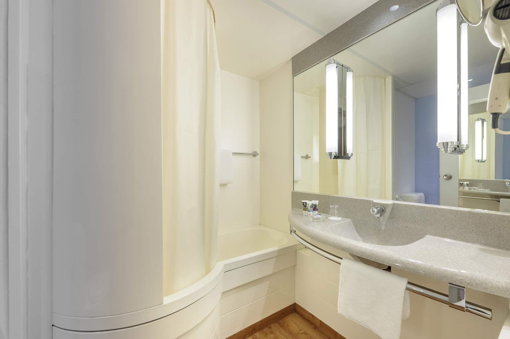 Mercure Hotel Berlin City West Ansicht 3
