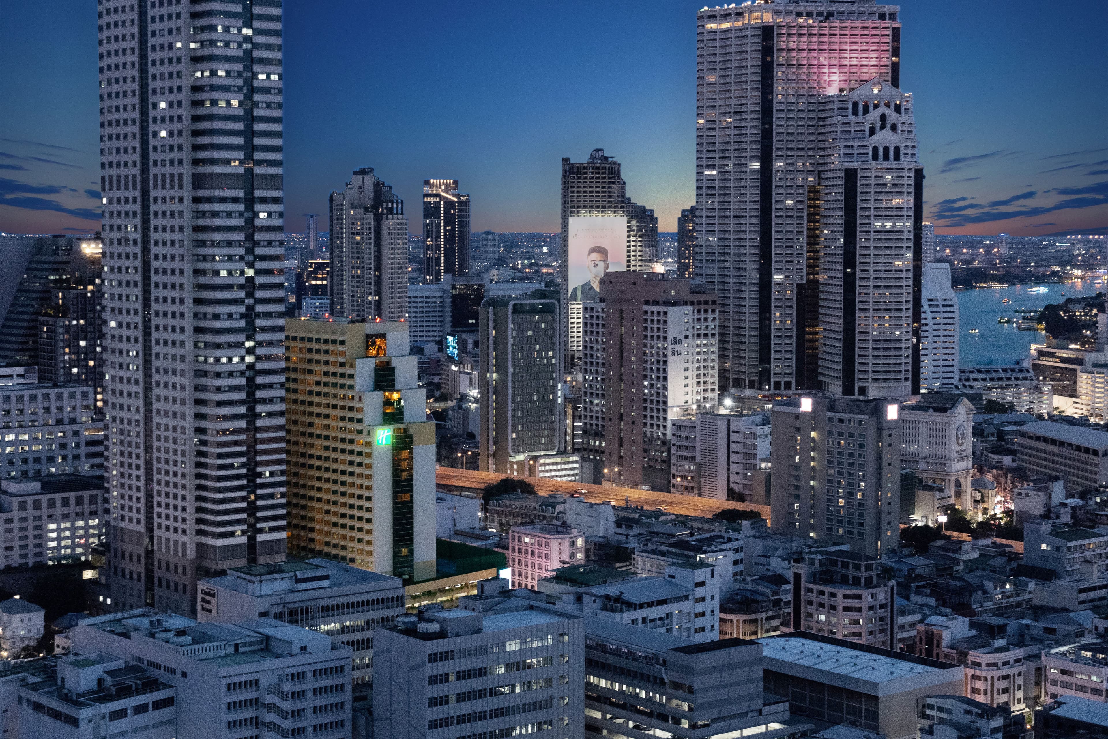 Holiday Inn Bangkok Silom Ansicht 2