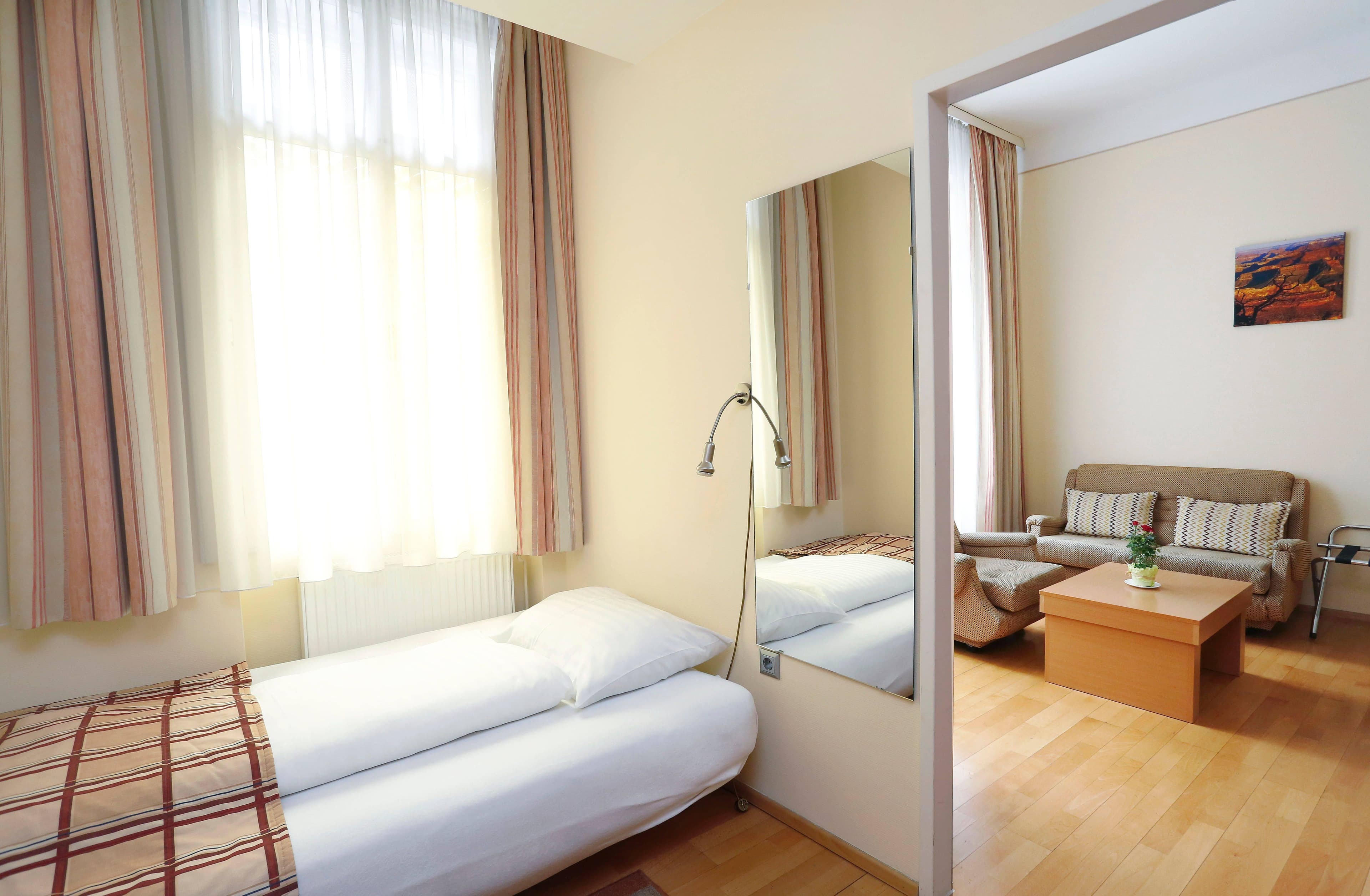 Hotel-Pension Continental Ansicht 2