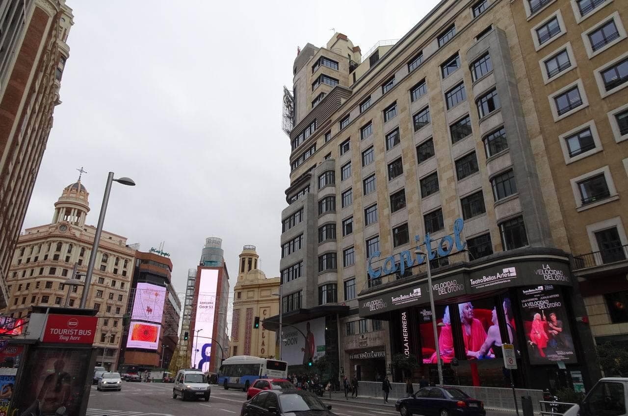 Hotel Vincci Capitol Ansicht 2