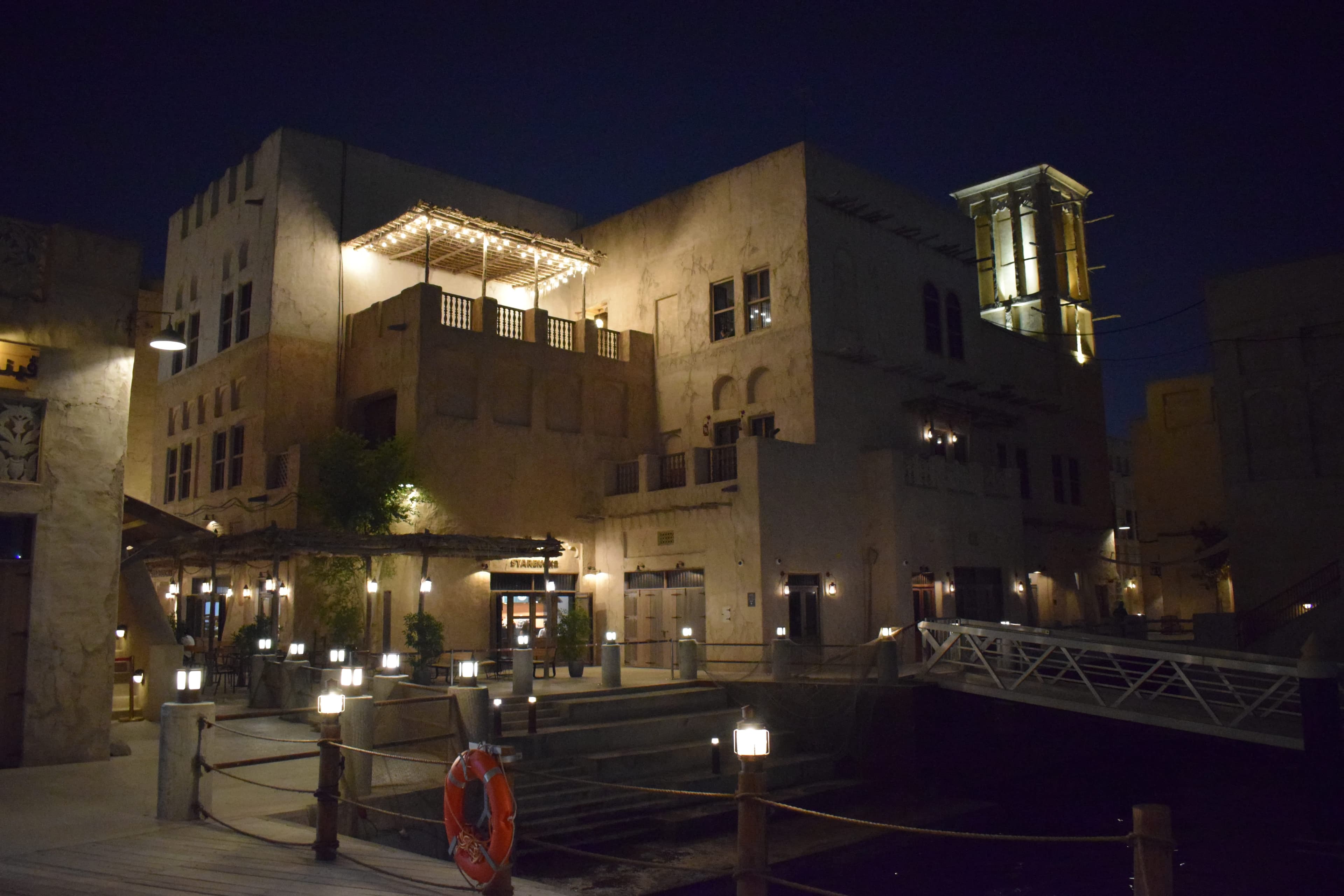 Al Seef Heritage Hotel Dubai, Curio Collection by Hilton Ansicht 2