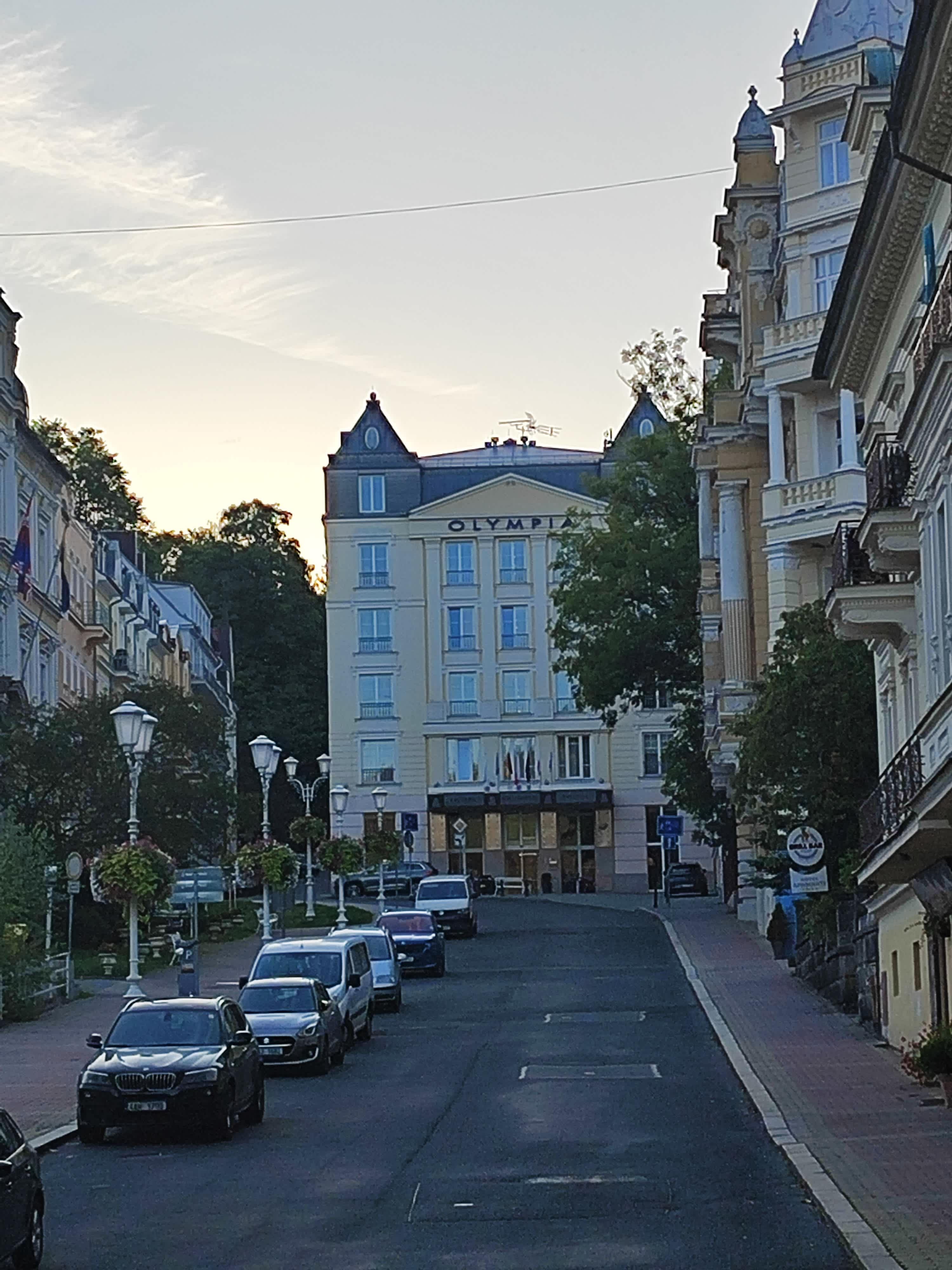 Hotel Olympia Ansicht 2
