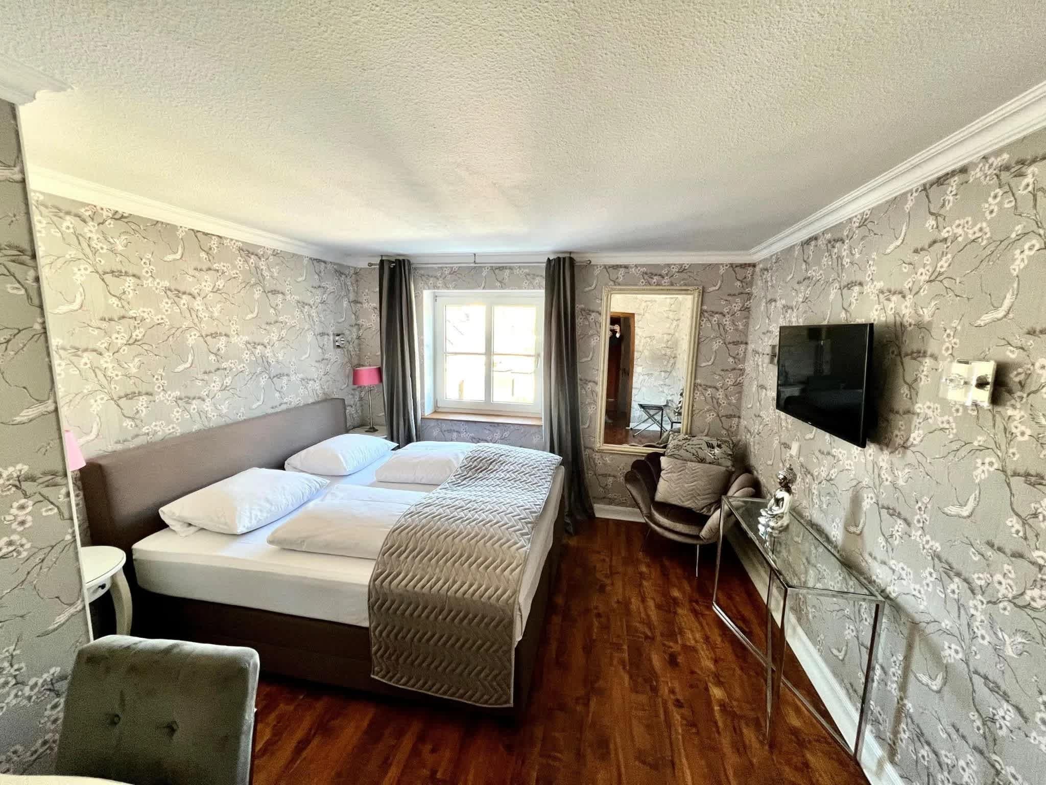 Hotel Ashleys Garden Ansicht 3