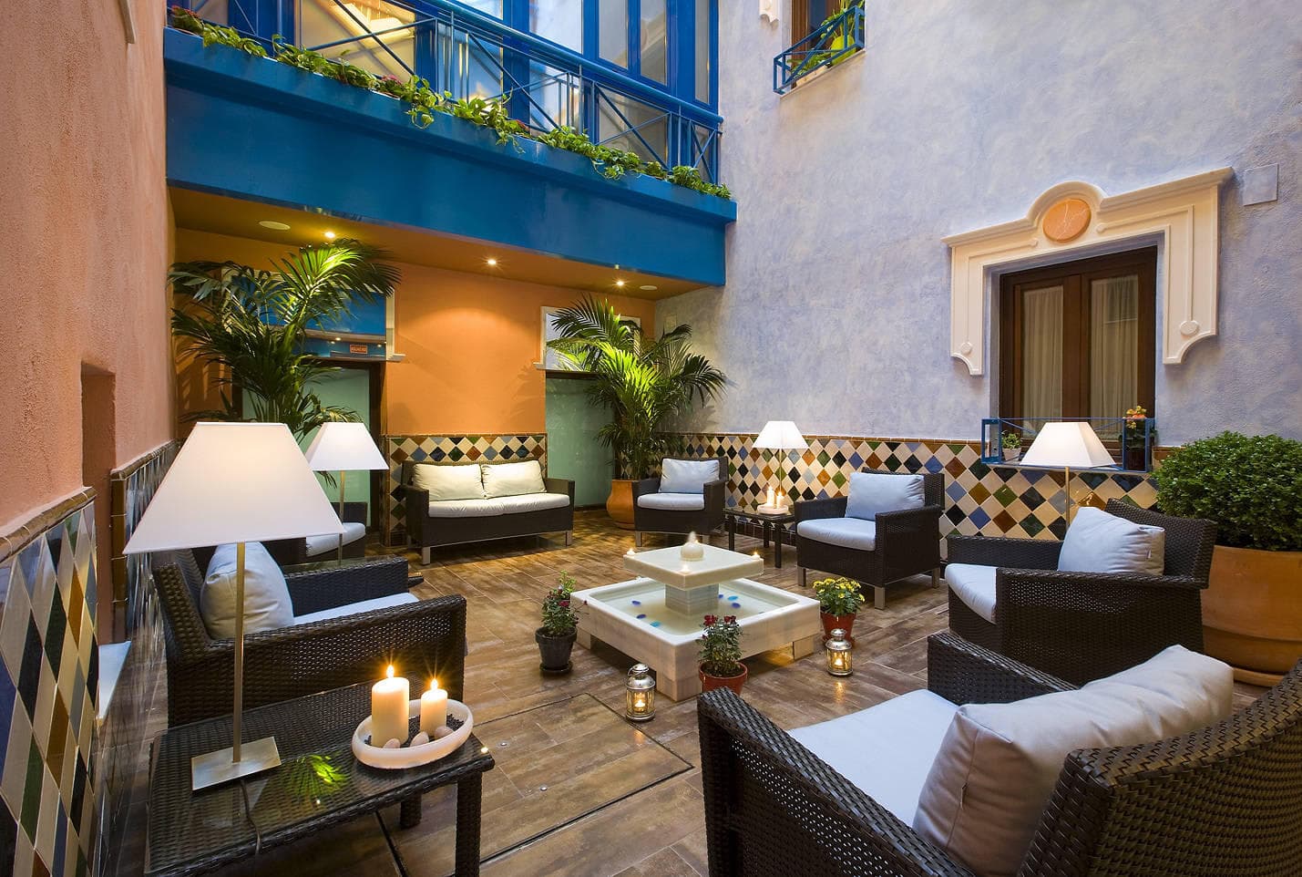 Hotel Suites Gran Via 44 Ansicht 5