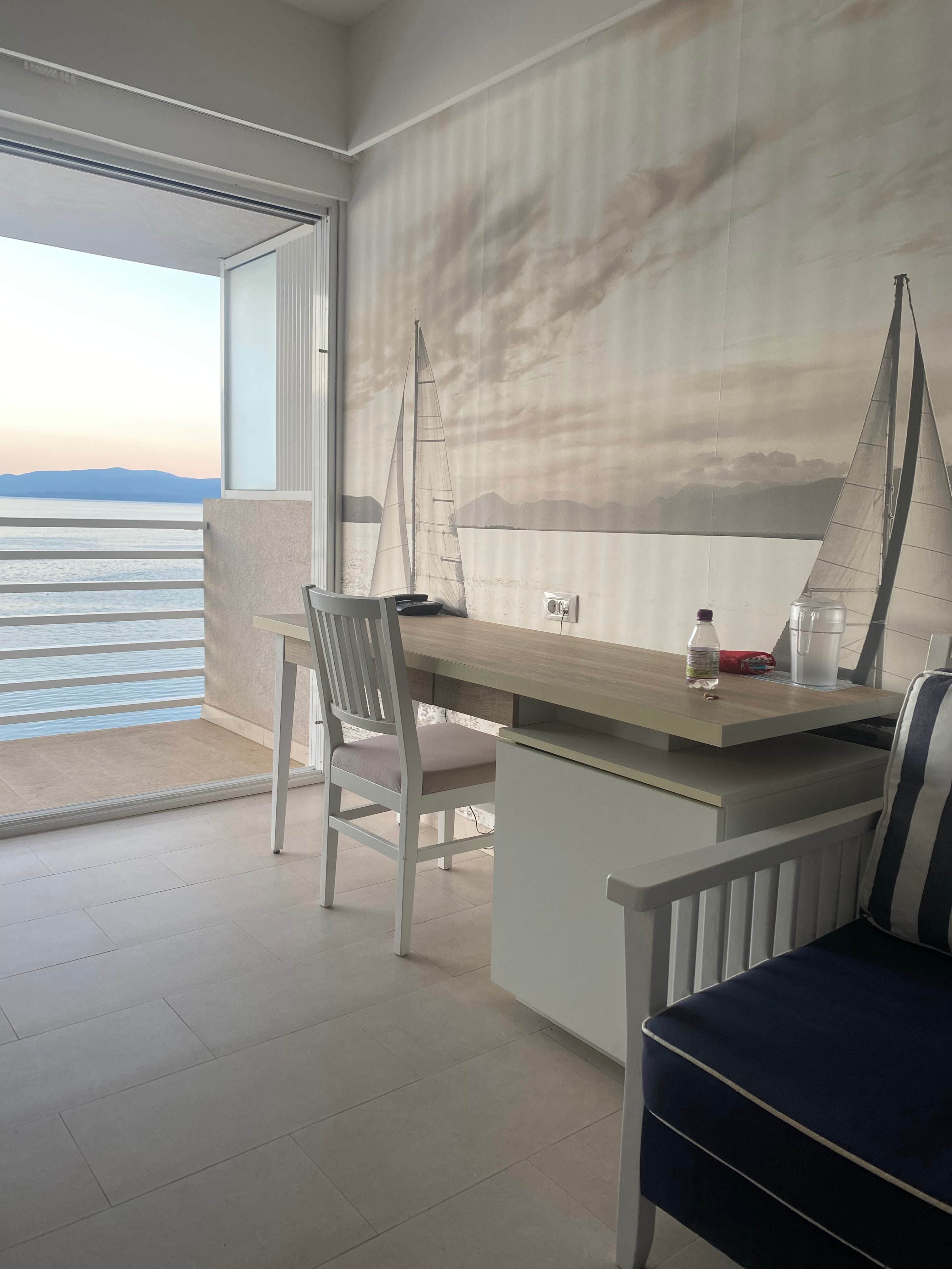 Carine Hotel Delfin Ansicht 5