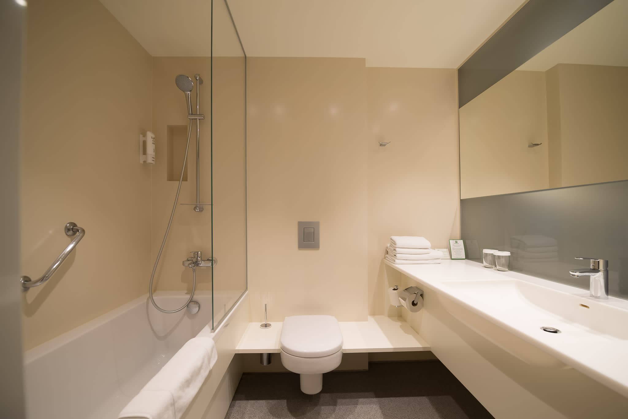 Hotel Holiday Inn Vilnius Ansicht 5