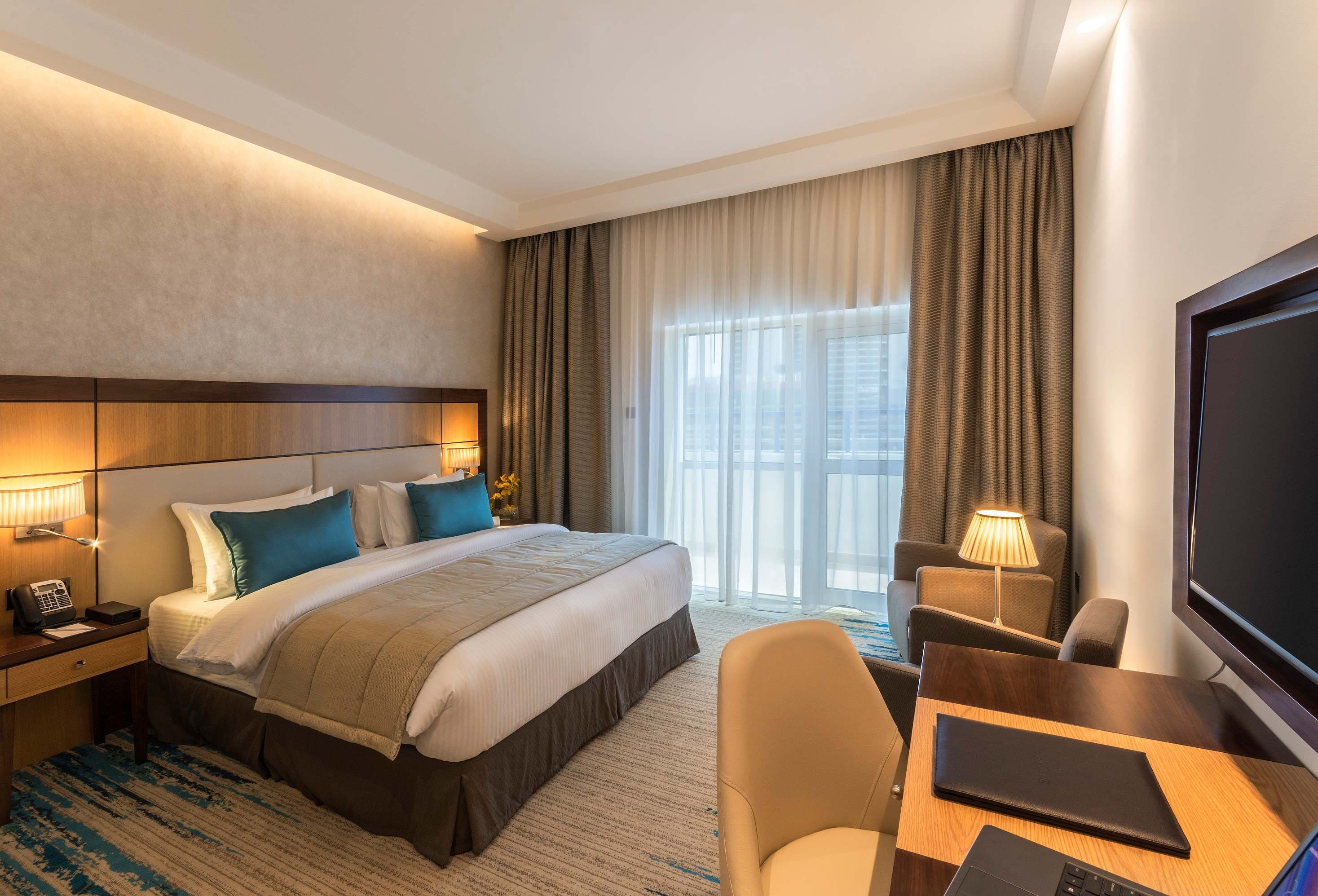 Golden Tulip Media Hotel Ansicht 3
